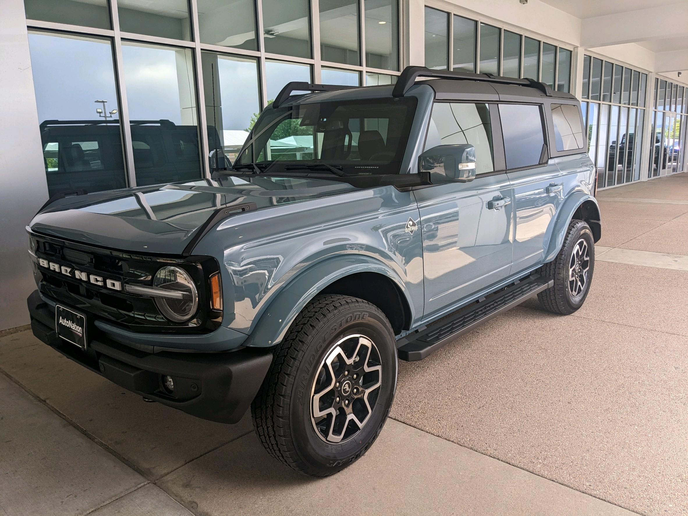 Ford Bronco 6/20/22 Build Week Group BE24AE0D-3626-4BCF-A0F3-58B574EAE3D5