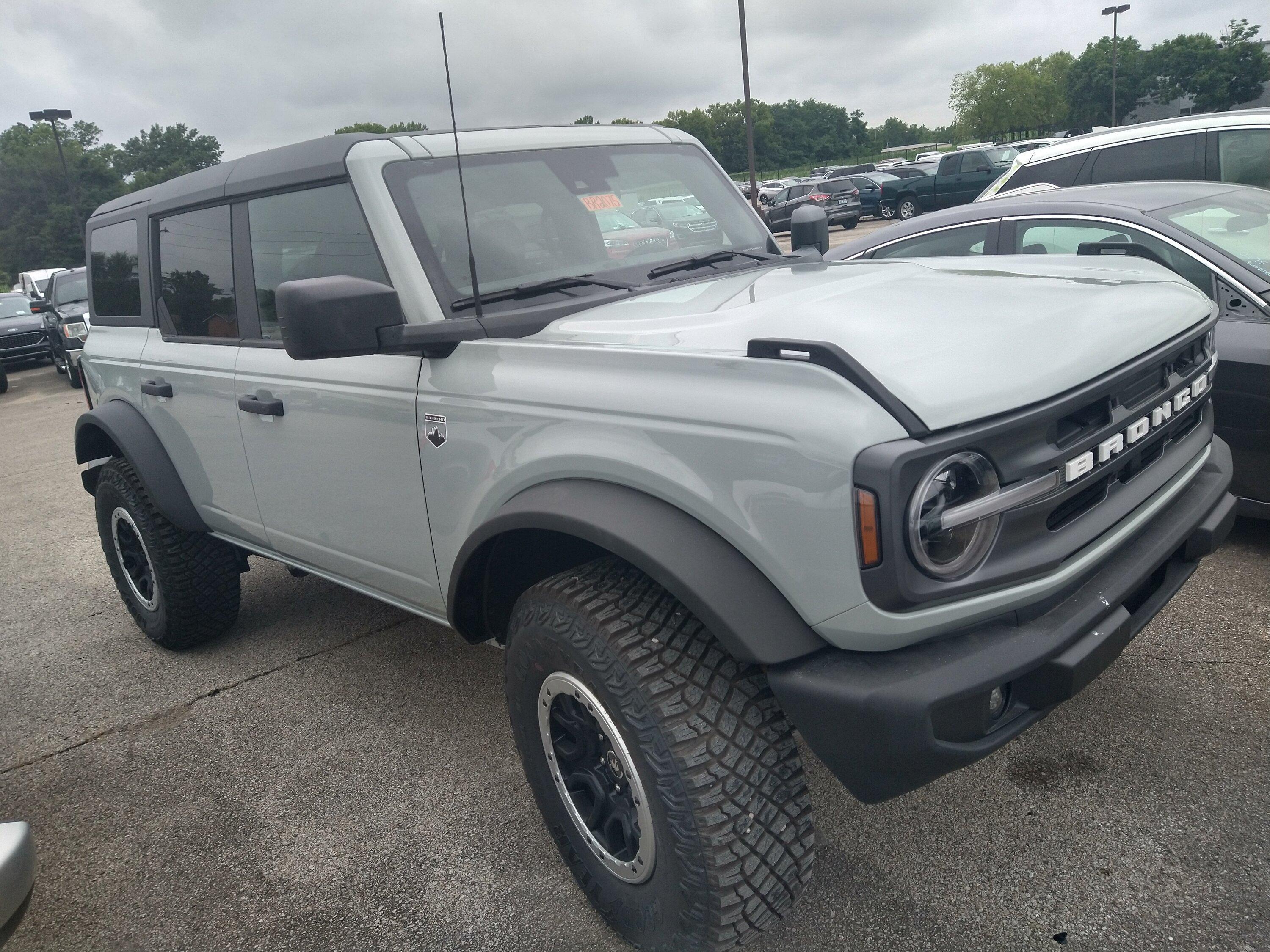 Ford Bronco 4/18/22 Build Week Group. IMG_20220728_093614814_HDR