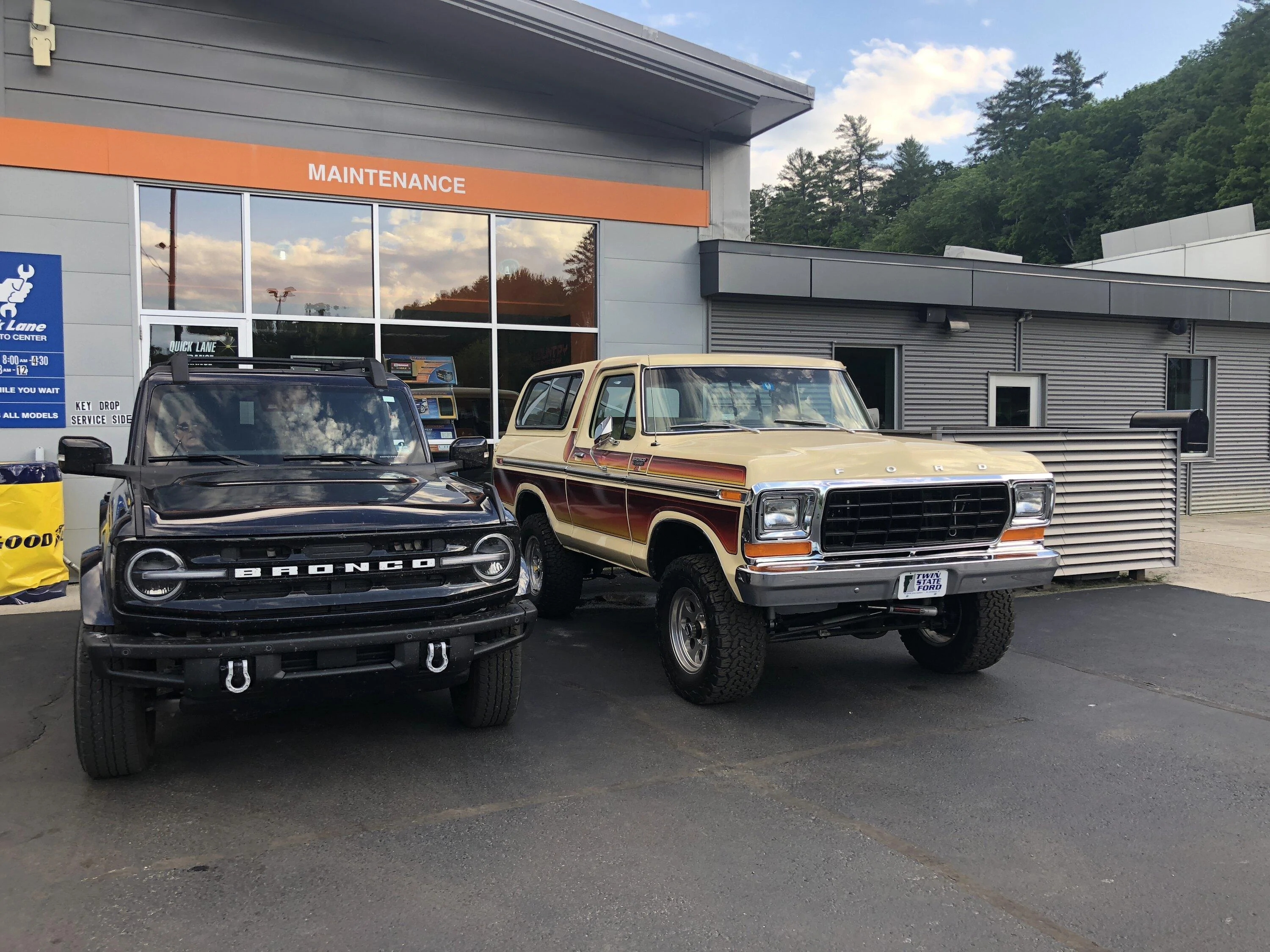 Ford Bronco Does the 2-Door actually exist? 27629D5A-543F-469C-928C-21E99C89055F