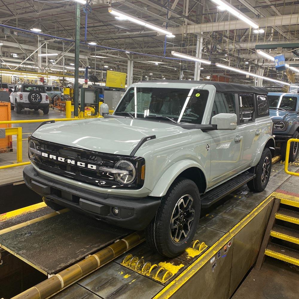 Ford Bronco 05/30/2022 Build Week Group RCOMITALO 1FMEE5DP1NLB41964