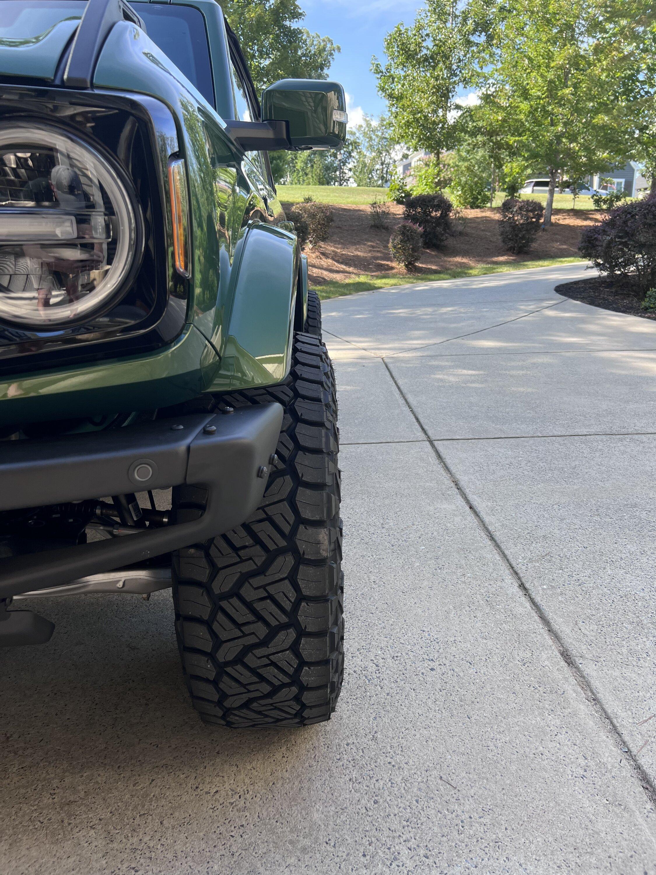 Ford Bronco Show us your installed wheel / tire upgrades here! (Pics) CAC712B4-F5B1-41F0-A504-BDC6B6D5C41F