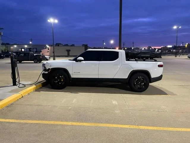 Ford Bronco e-Bronco - Thoughts? rivian2