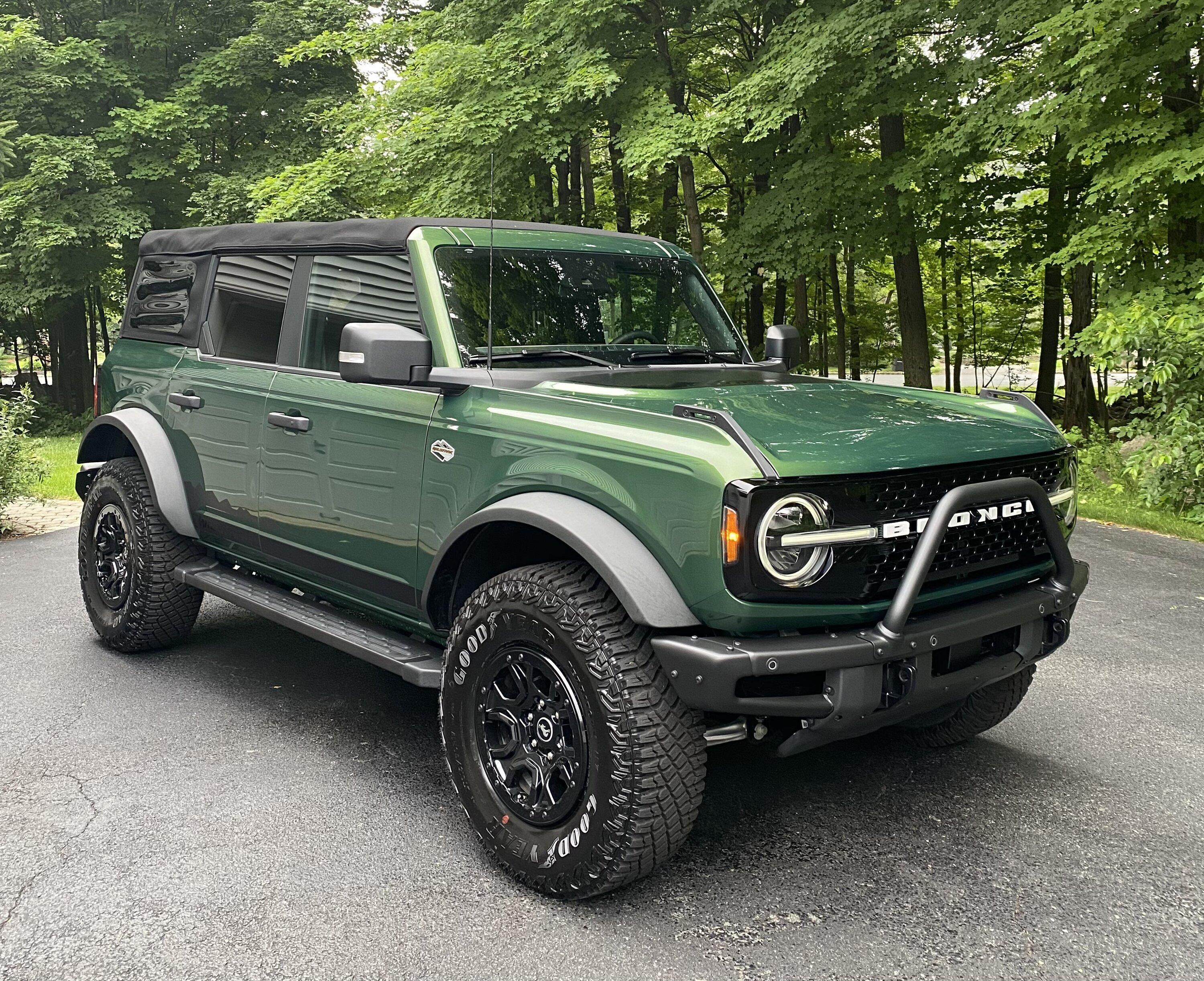 Ford Bronco Area 51 or eruption green? DB429C83-244C-4BB5-8C89-8DAB12F501EC