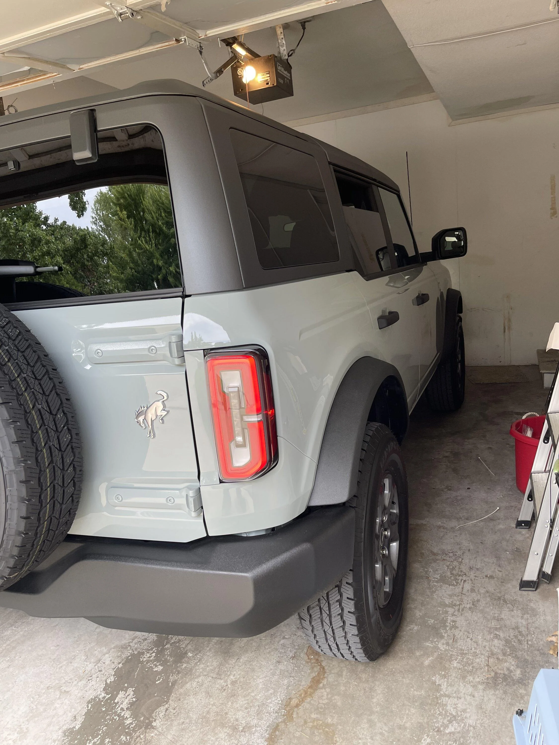 Ford Bronco 05/30/2022 Build Week Group FC9CAD8A-2B8E-4AEA-8261-3D909265277C