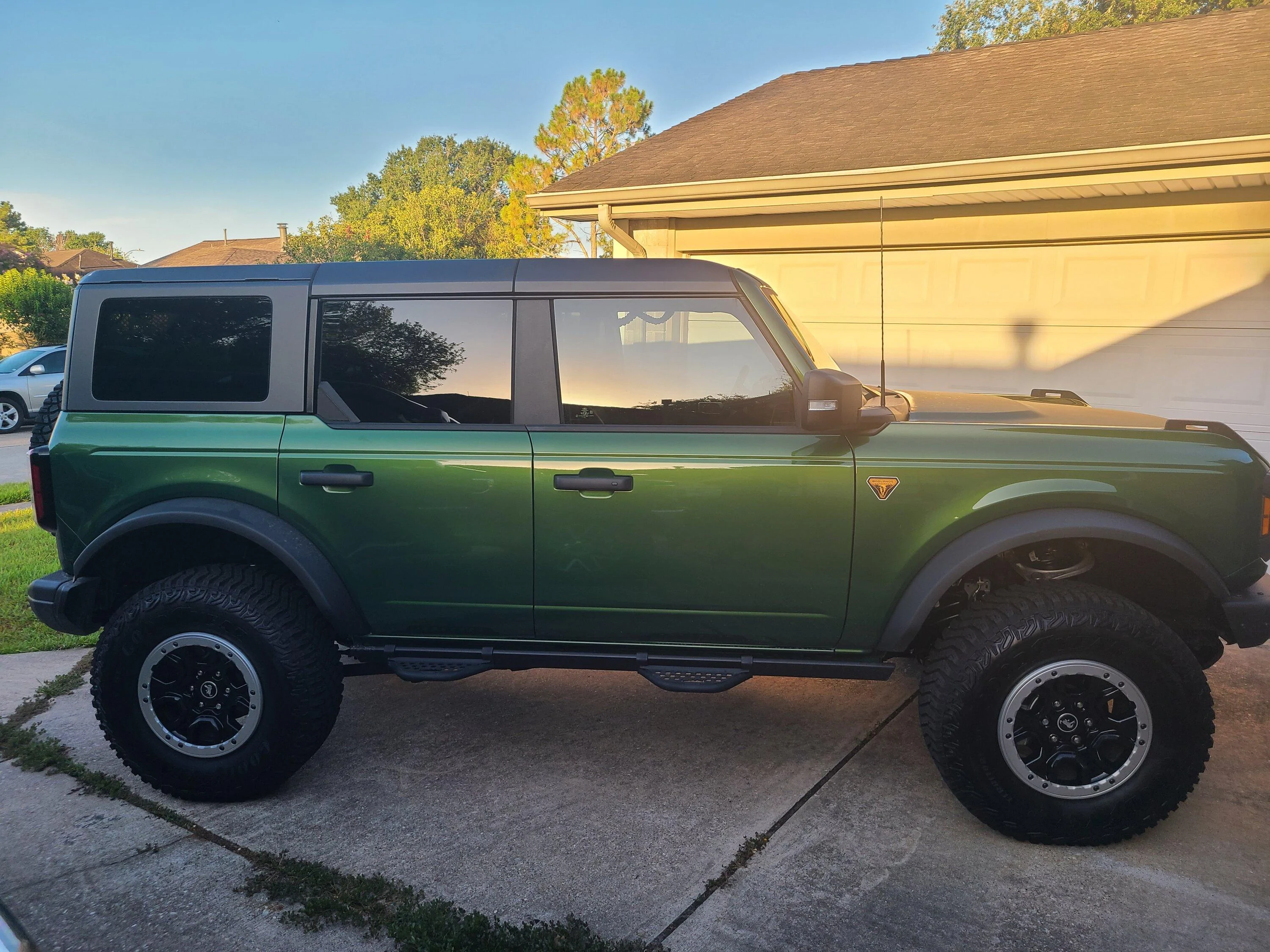 Ford Bronco ERUPTION GREEN Bronco Club 20220726_072050