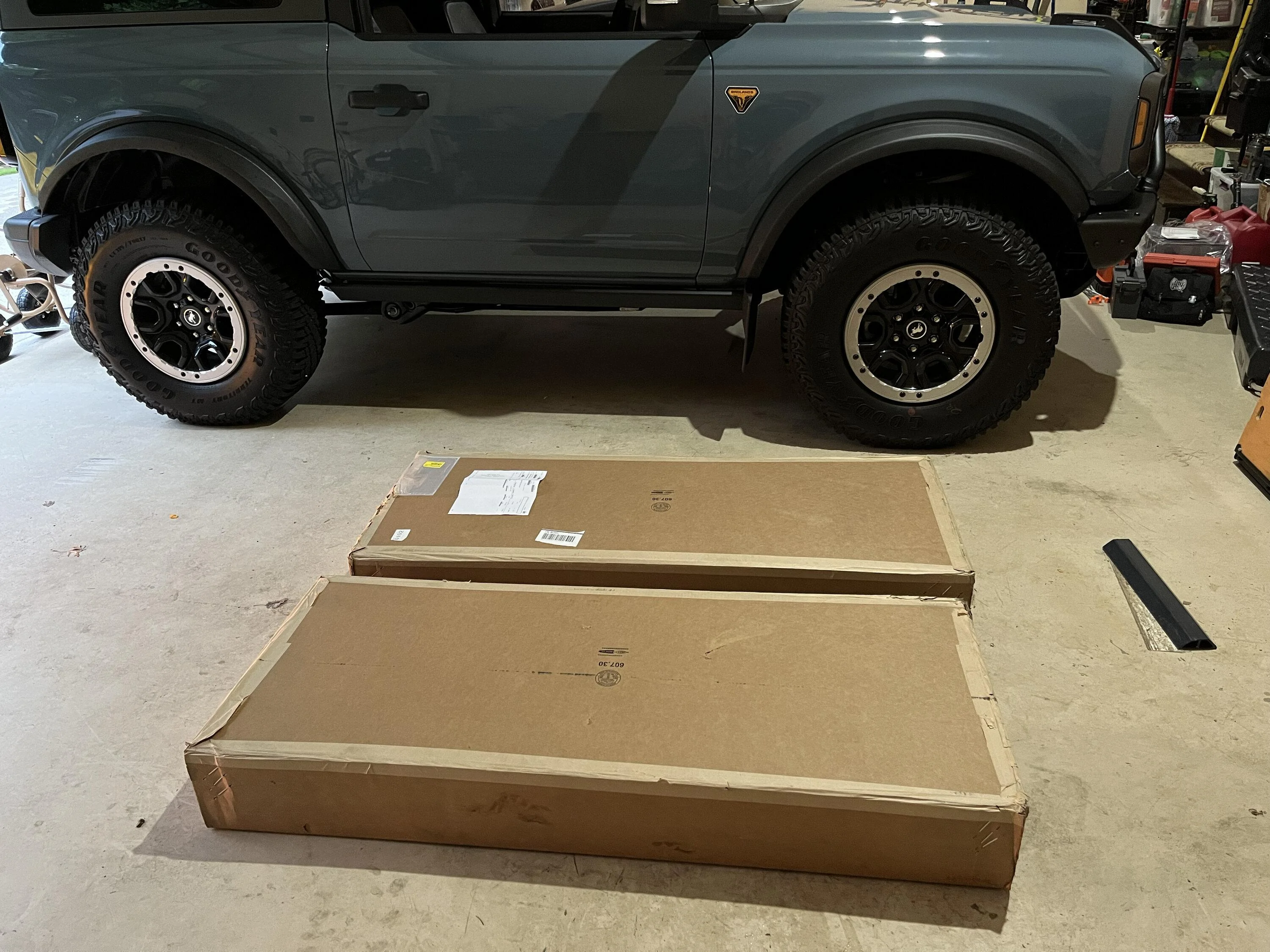 Ford Bronco NEW Bestop Trektop 2-door IMG_0589