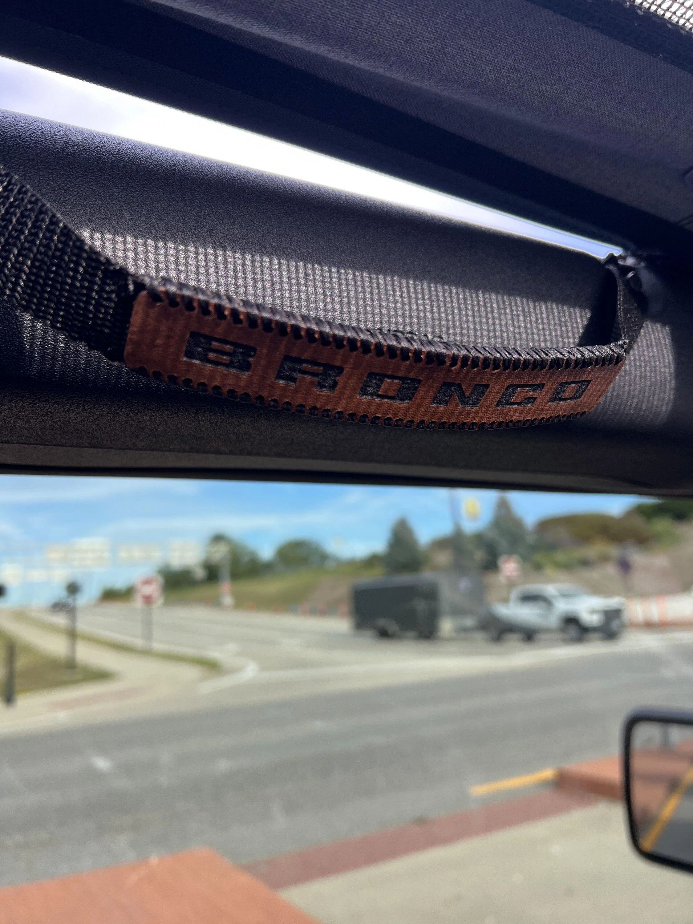 Ford Bronco Leather roll bar grab handles installed D19DBE06-E9D1-4FFF-A0F0-C219EF16EAA7