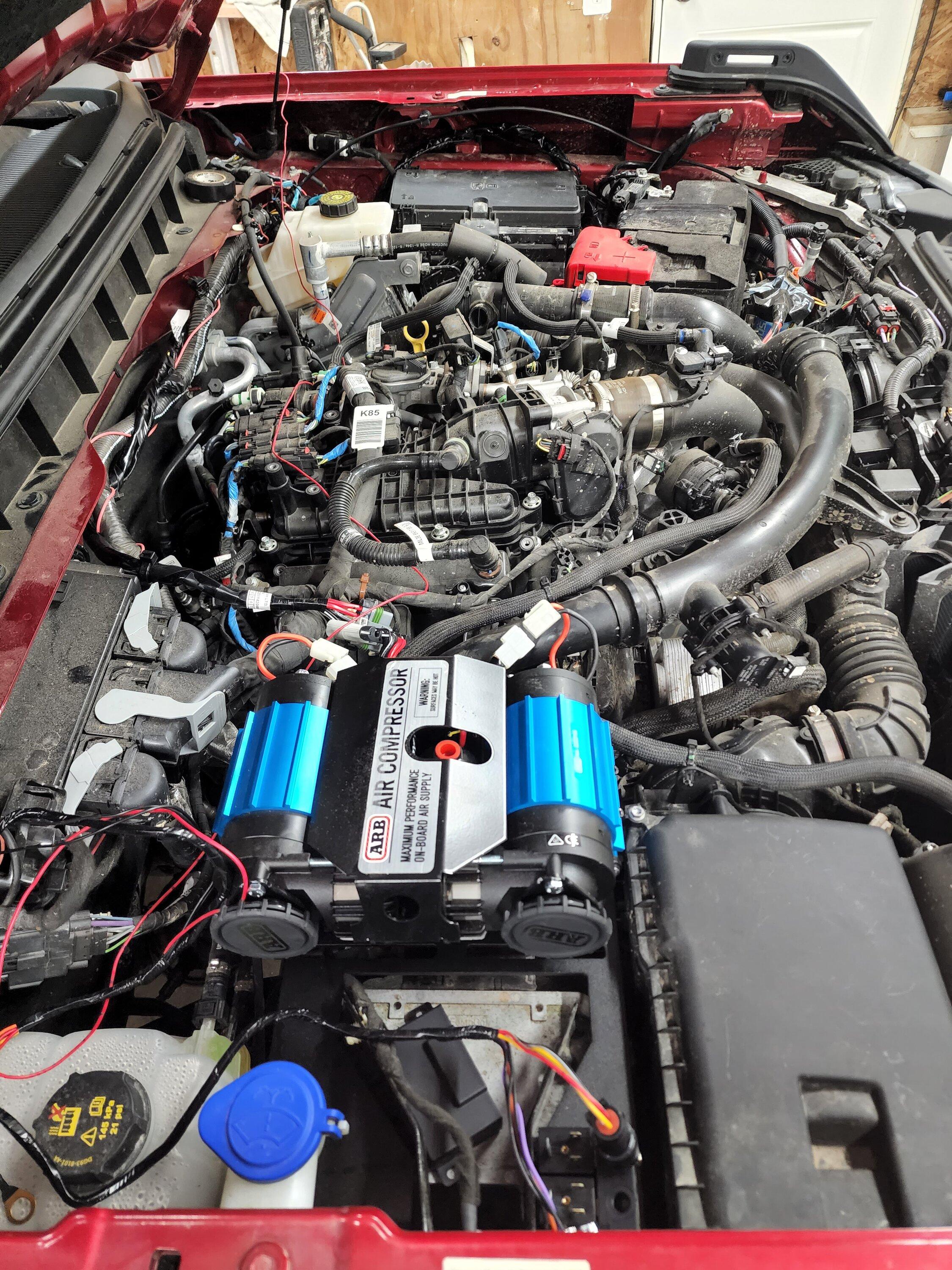 Ford Bronco What did you do TO / WITH your Bronco today? 👨🏻‍🔧🧰🚿🛠 1659283508810714438600413328944