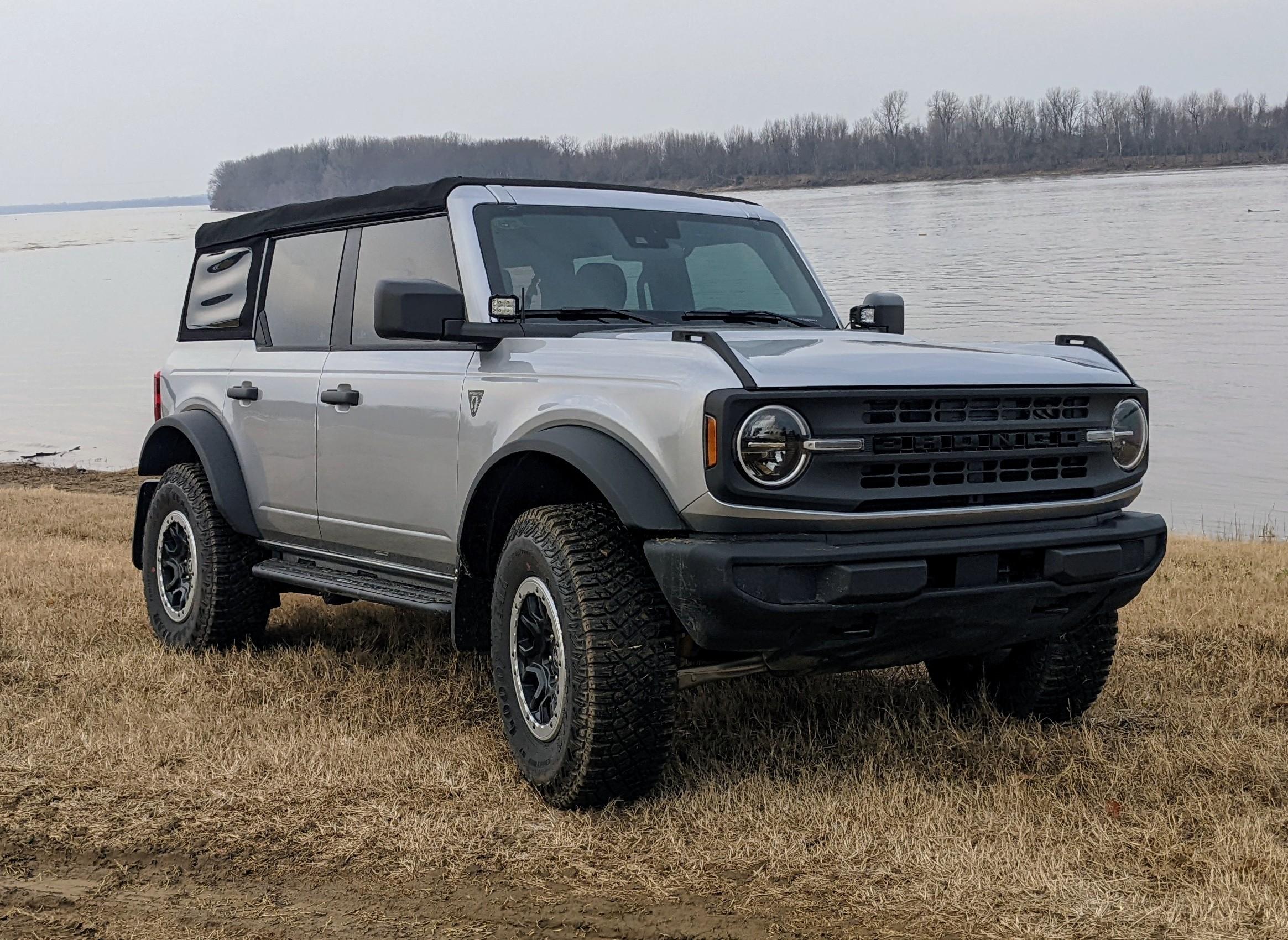 Ford Bronco Selling my Base Squatch (no mark-up) PXL_20211231_214242076