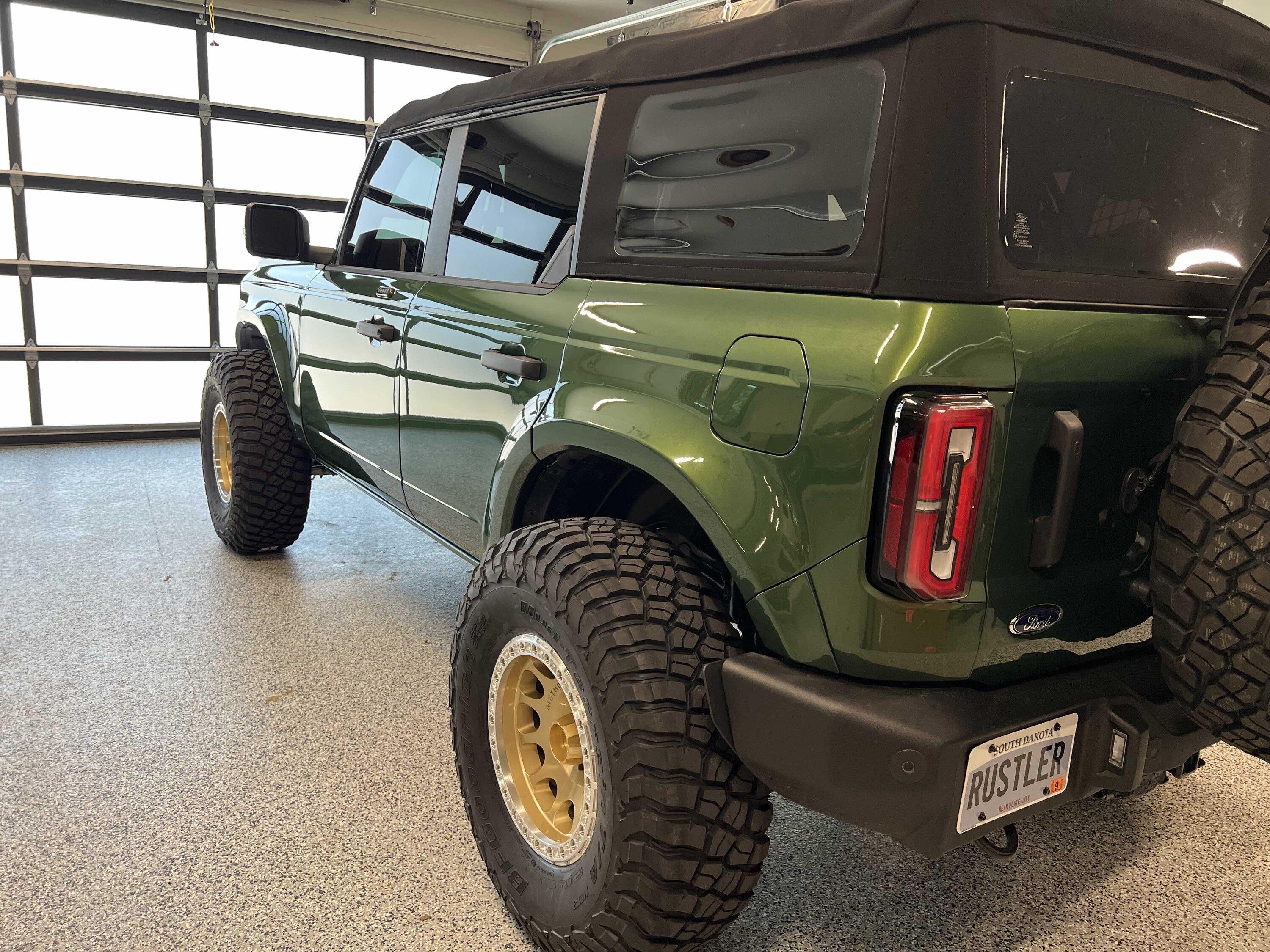 Ford Bronco Eruption Green Build: Method 105 Beadlock Gold Wheels and 37x12.5 BFG KM3 Tires + Adv Fiberglass Fenders and Hood IMG_5102