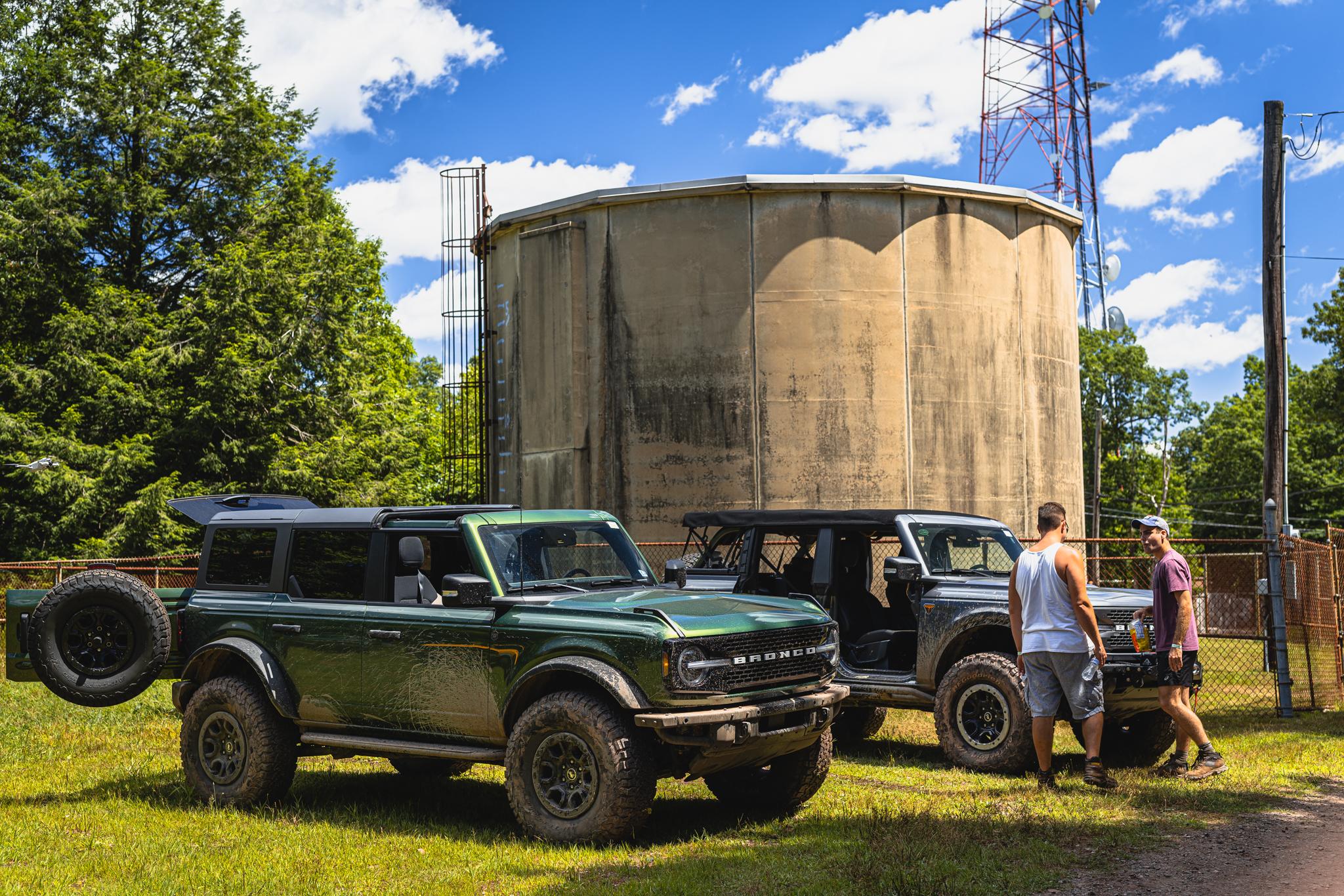 Ford Bronco ERUPTION GREEN Bronco Club DSC00988