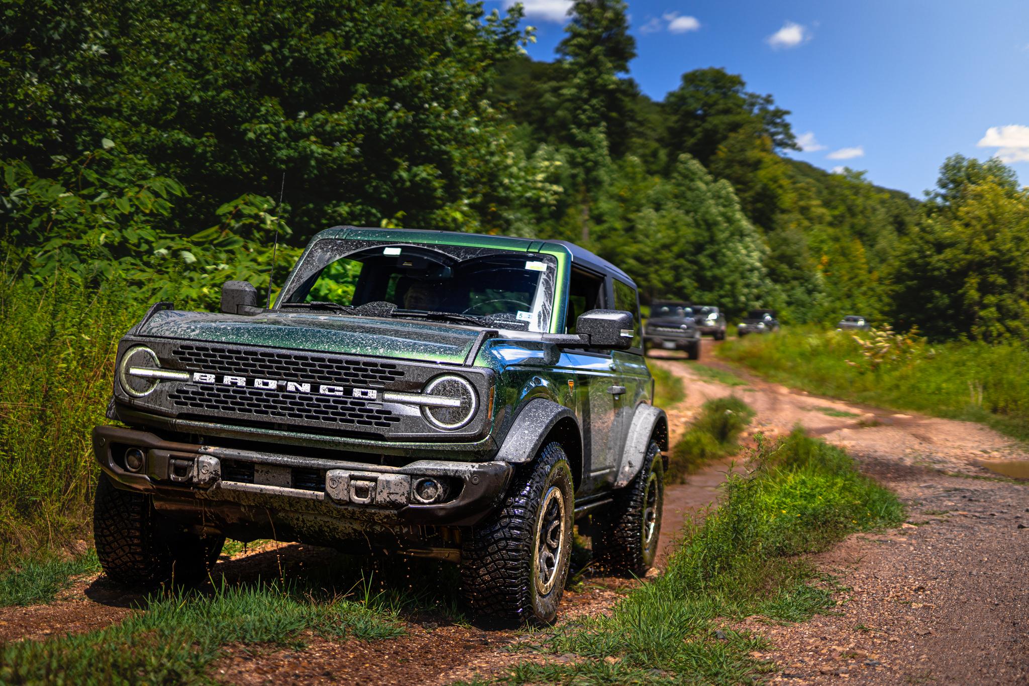 Ford Bronco ERUPTION GREEN Bronco Club DSC01089