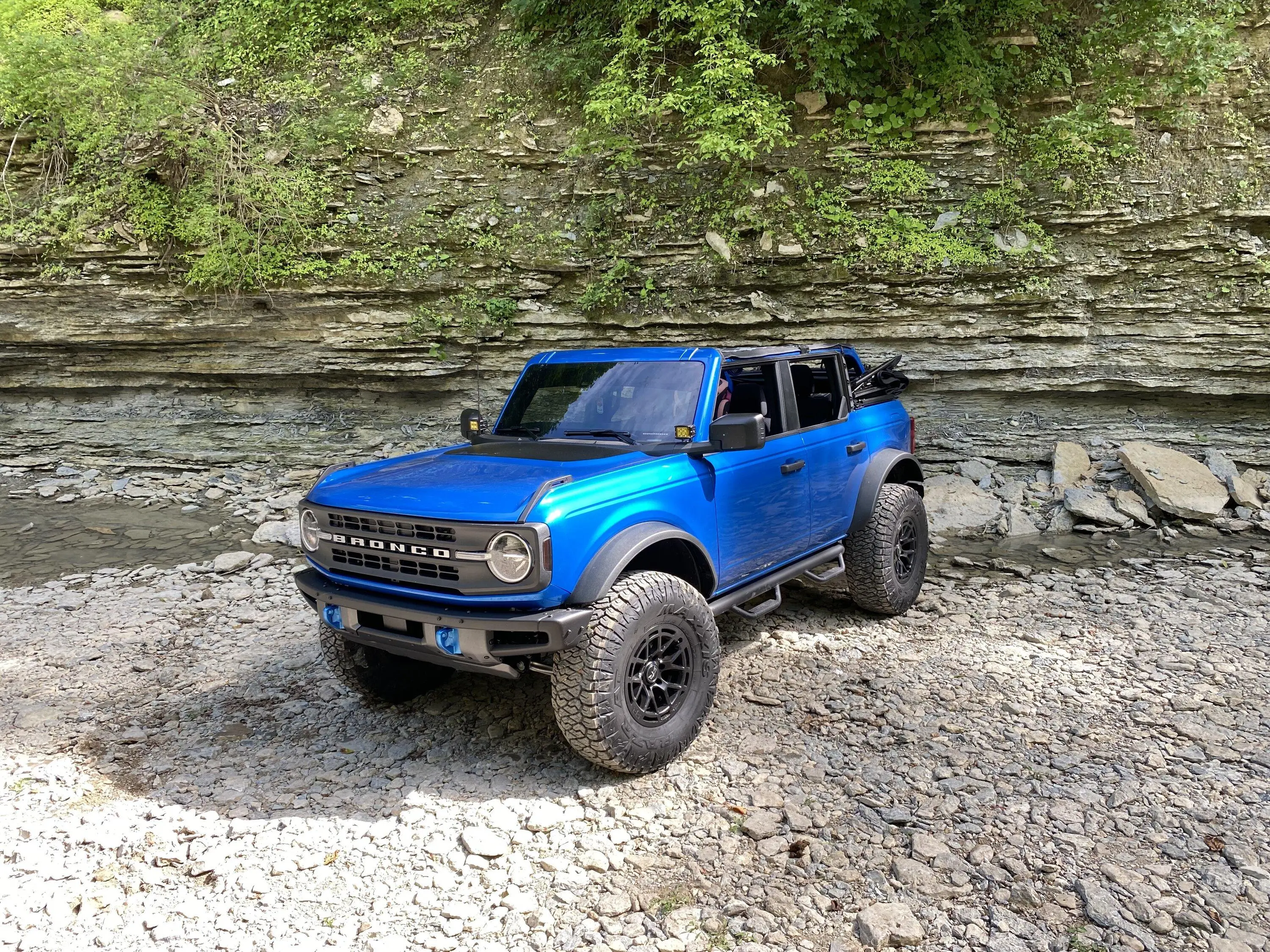 Ford Bronco BaseSquatch on 37’s + 3" lift DA807535-6D3F-4979-81C2-9654BEED25FD