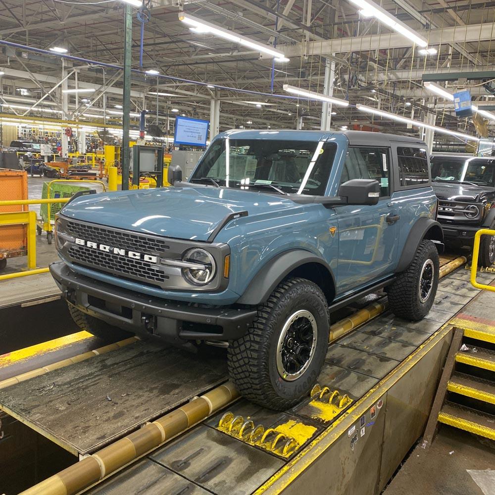 Ford Bronco 06/27/22  Build week group image