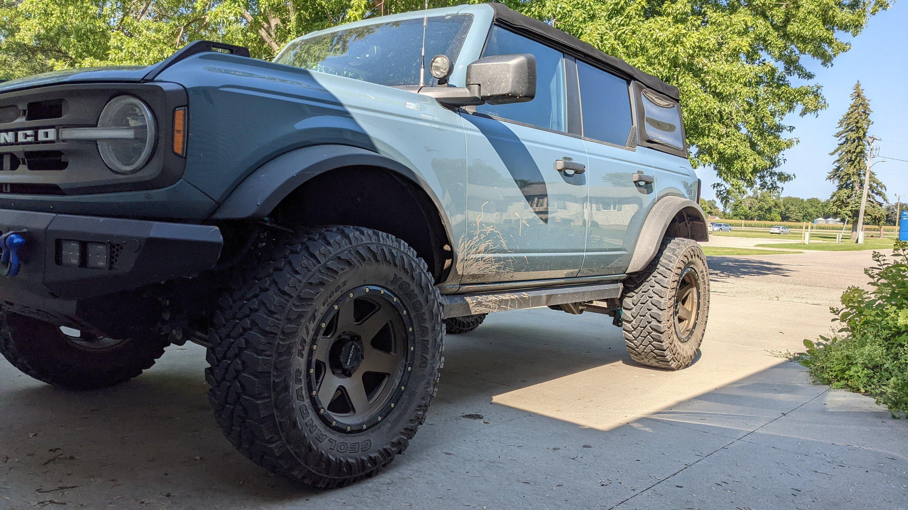 Ford Bronco King 2.5 Bronco kit installed PXL_20220804_212416100