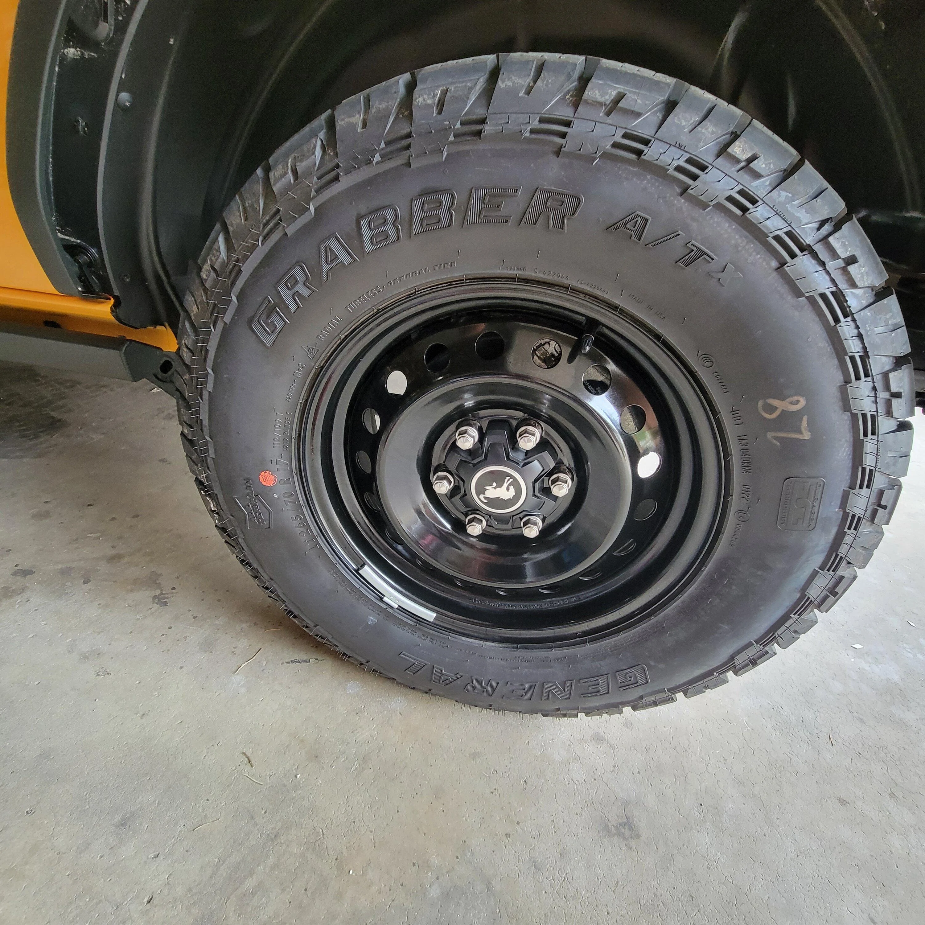 Ford Bronco 2022 cyber orange BD 56k 20220804_173520