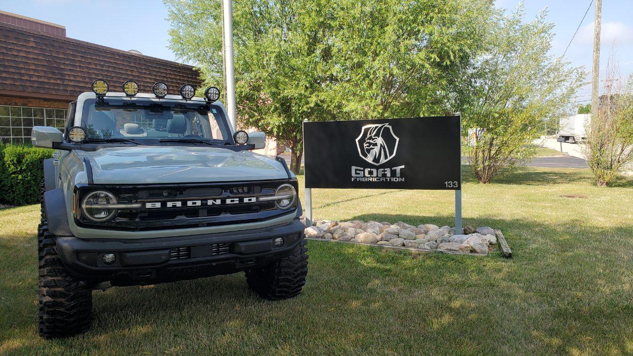 Ford Bronco Windshield Lightbar Mount from GOAT Fabrication image000003 copy.JPG