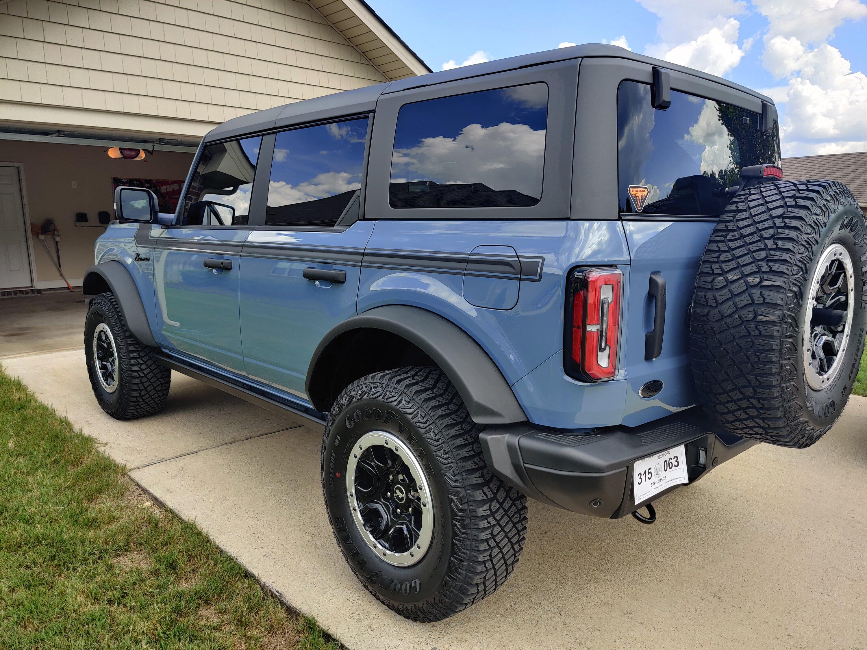 Ford Bronco Area 51 stripes and graphics? IMG_20220730_144502