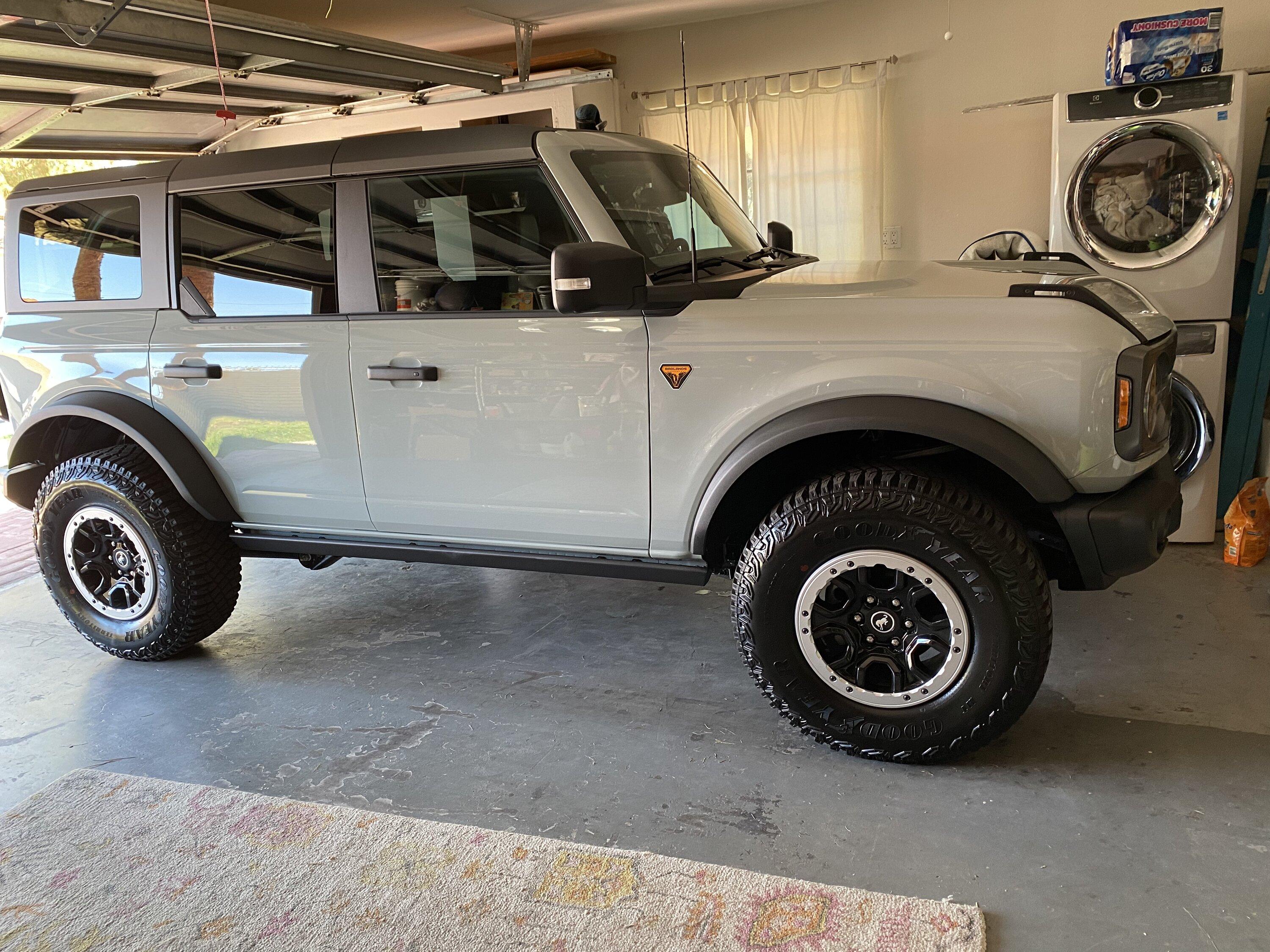 Ford Bronco 06/27/22  Build week group CD178F0F-7433-4984-BA48-C8B7A9E20ED3