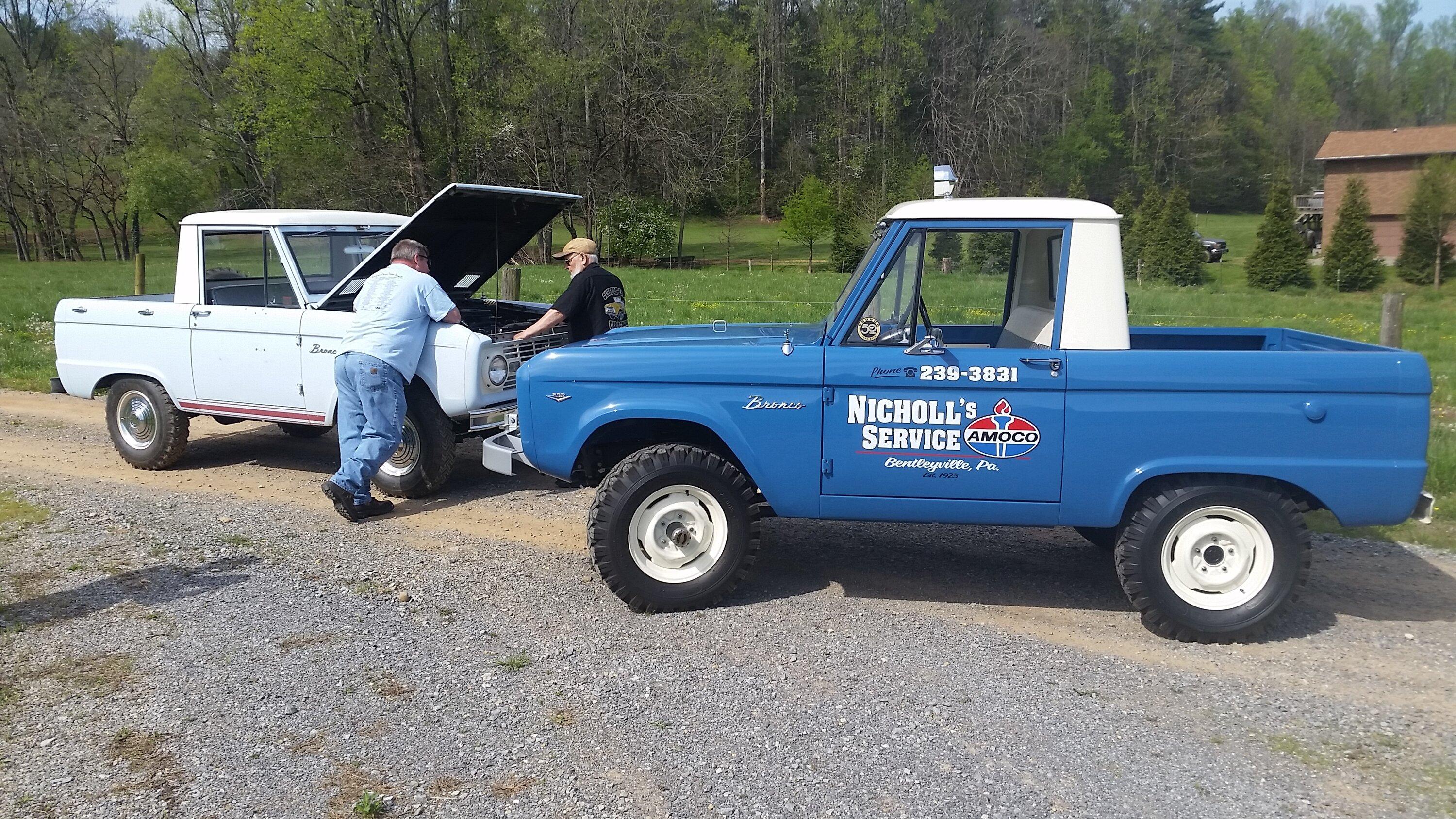 Ford Bronco 69 and 22 side by side 20160415_105904_zpsdbjj3qmi