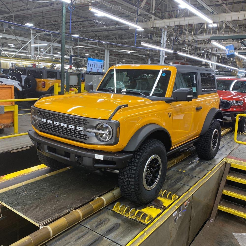 MY BRONCO!!!!ASSEMBLY LINE.jpg