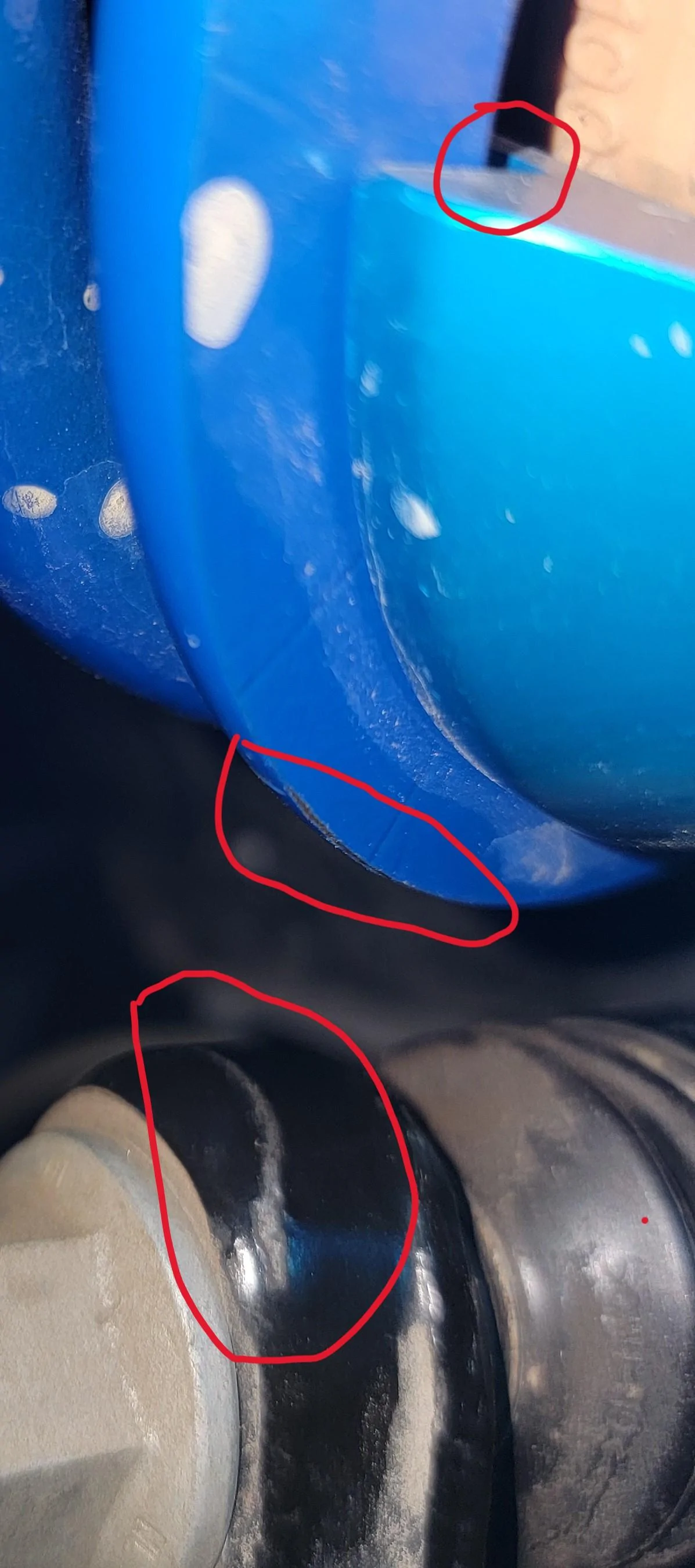Ford Bronco King Shocks Binding on Badlands left_coilover_binding