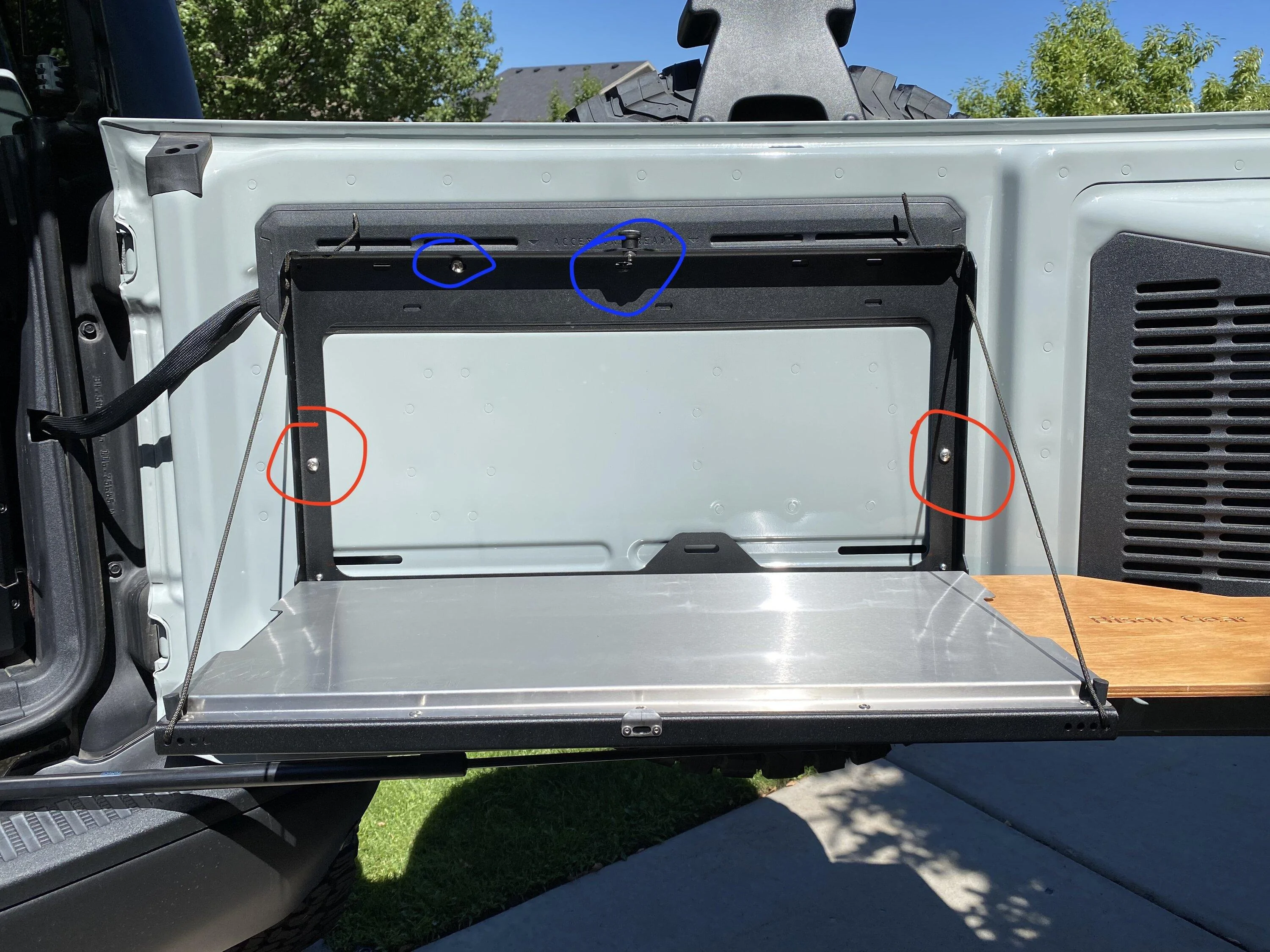 Ford Bronco Jeep tailgate table for Bronco IMG_4718