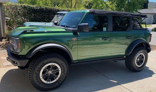 Ford Bronco ERUPTION GREEN Bronco Club IMG_1559