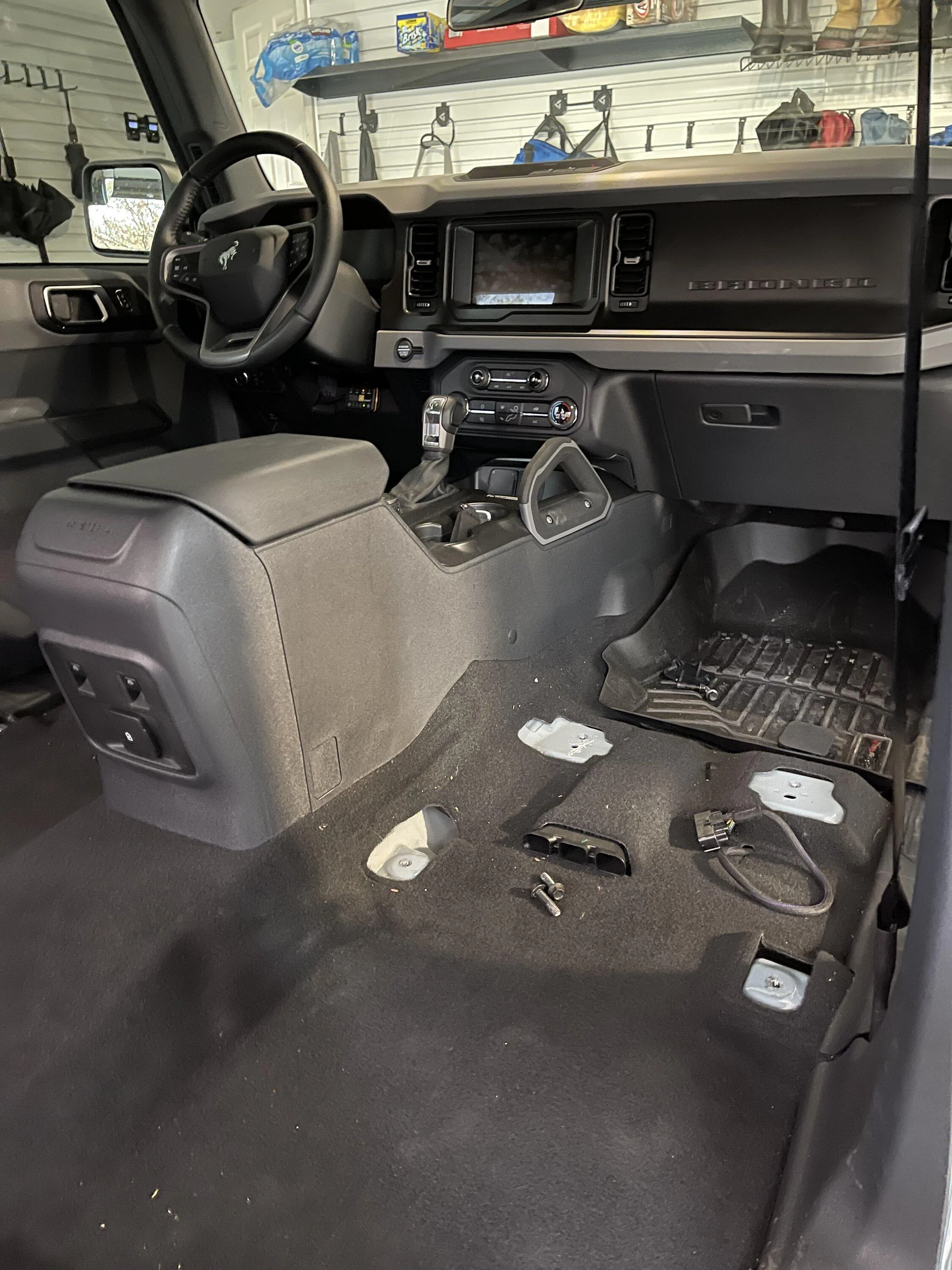 Ford Bronco Driver Seat Removal? 1E34FB48-43FE-4872-8CF6-07C76C5940A6