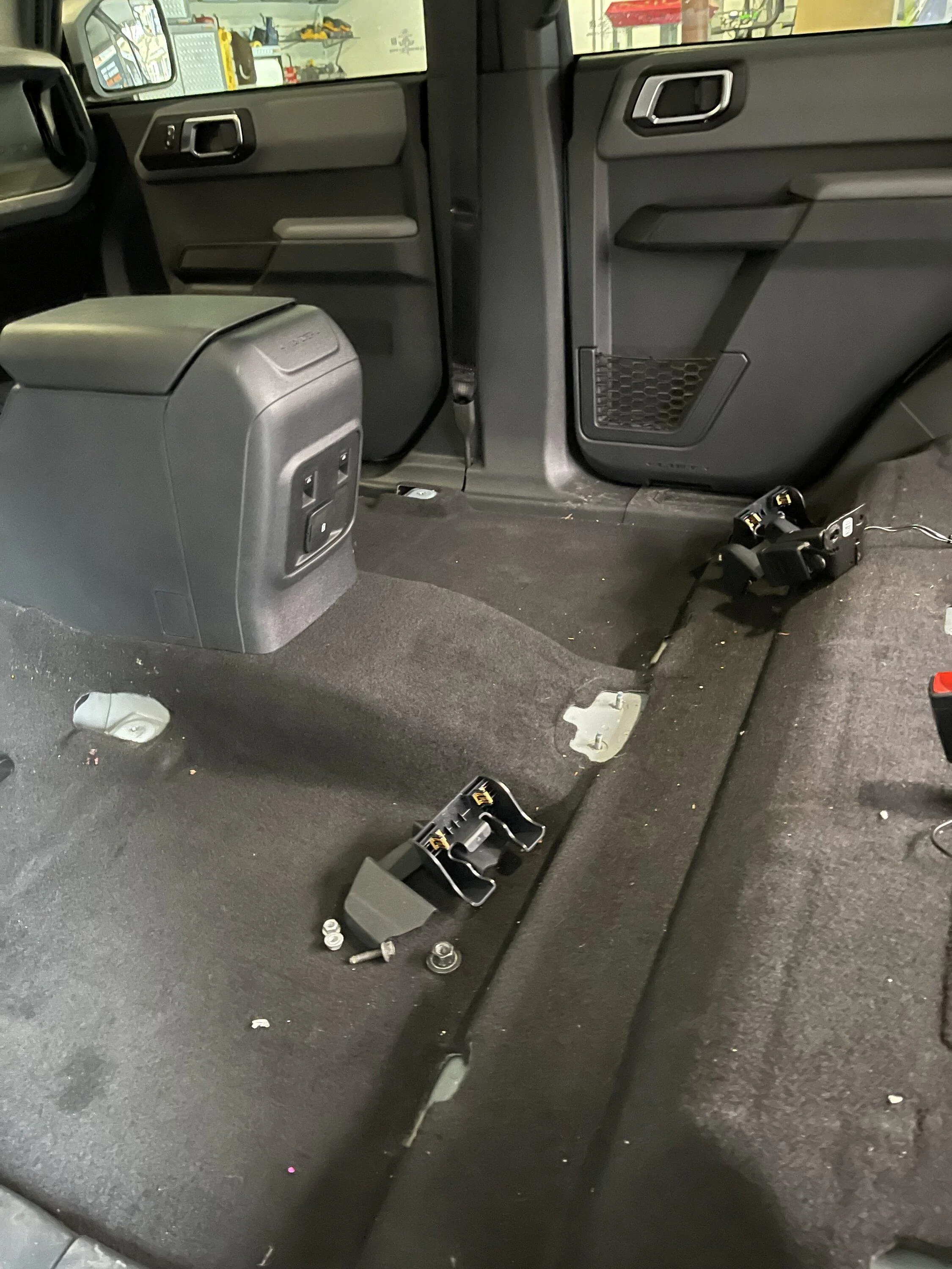 Ford Bronco Driver Seat Removal? 7D3A2A08-8E9D-4DFE-8043-BFD365B823B1