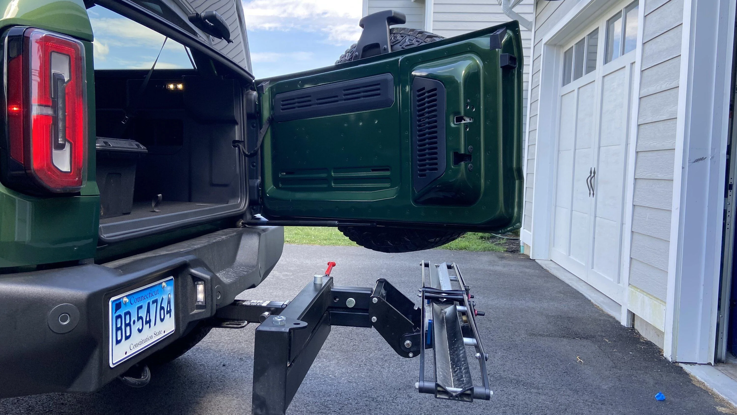 Ford Bronco Share your MTB gear storage set up BADF704E-4D7F-4B32-B3A6-2B78445C5028