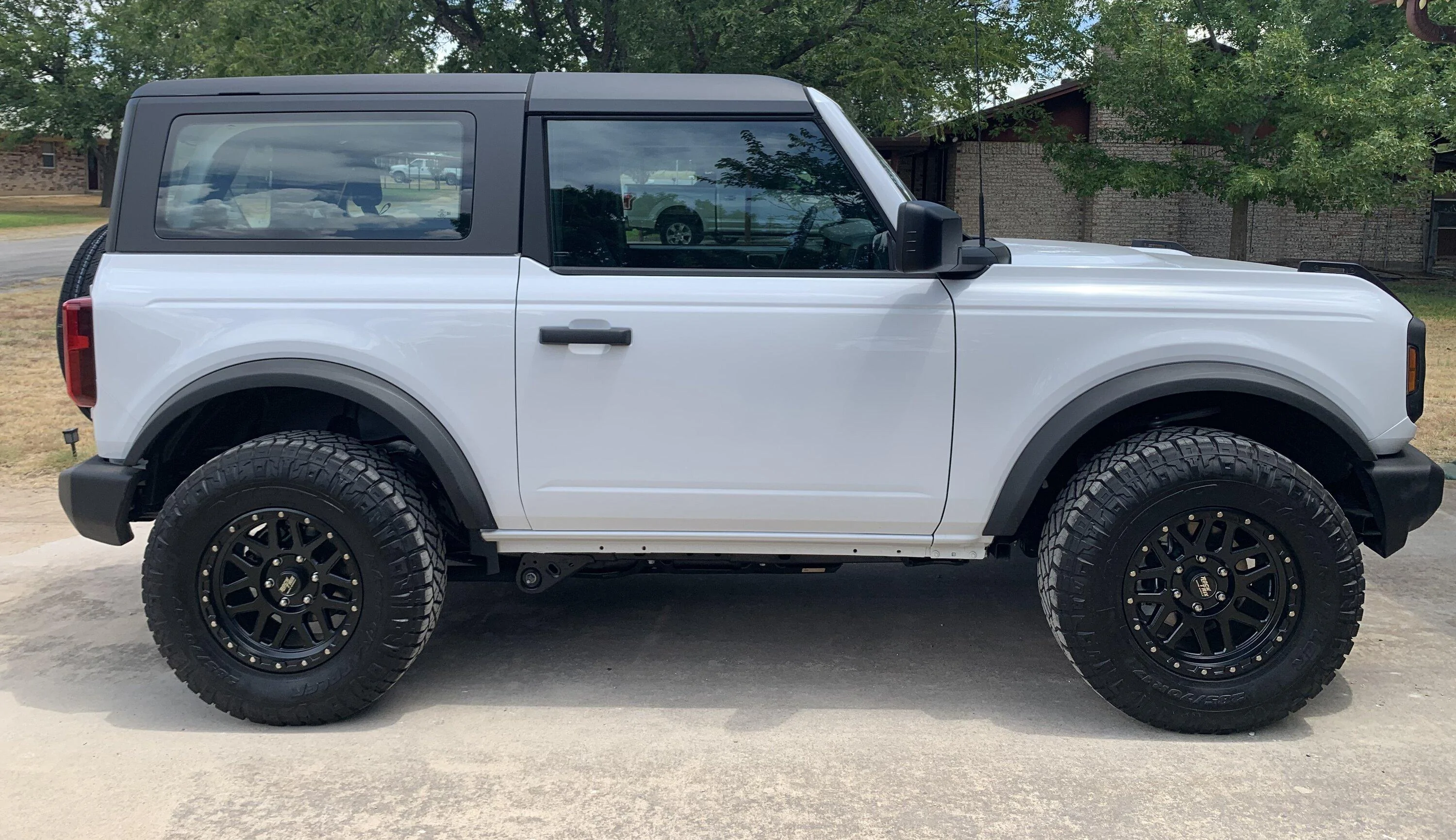 Ford Bronco Show us your installed wheel / tire upgrades here! (Pics) IMG_7397