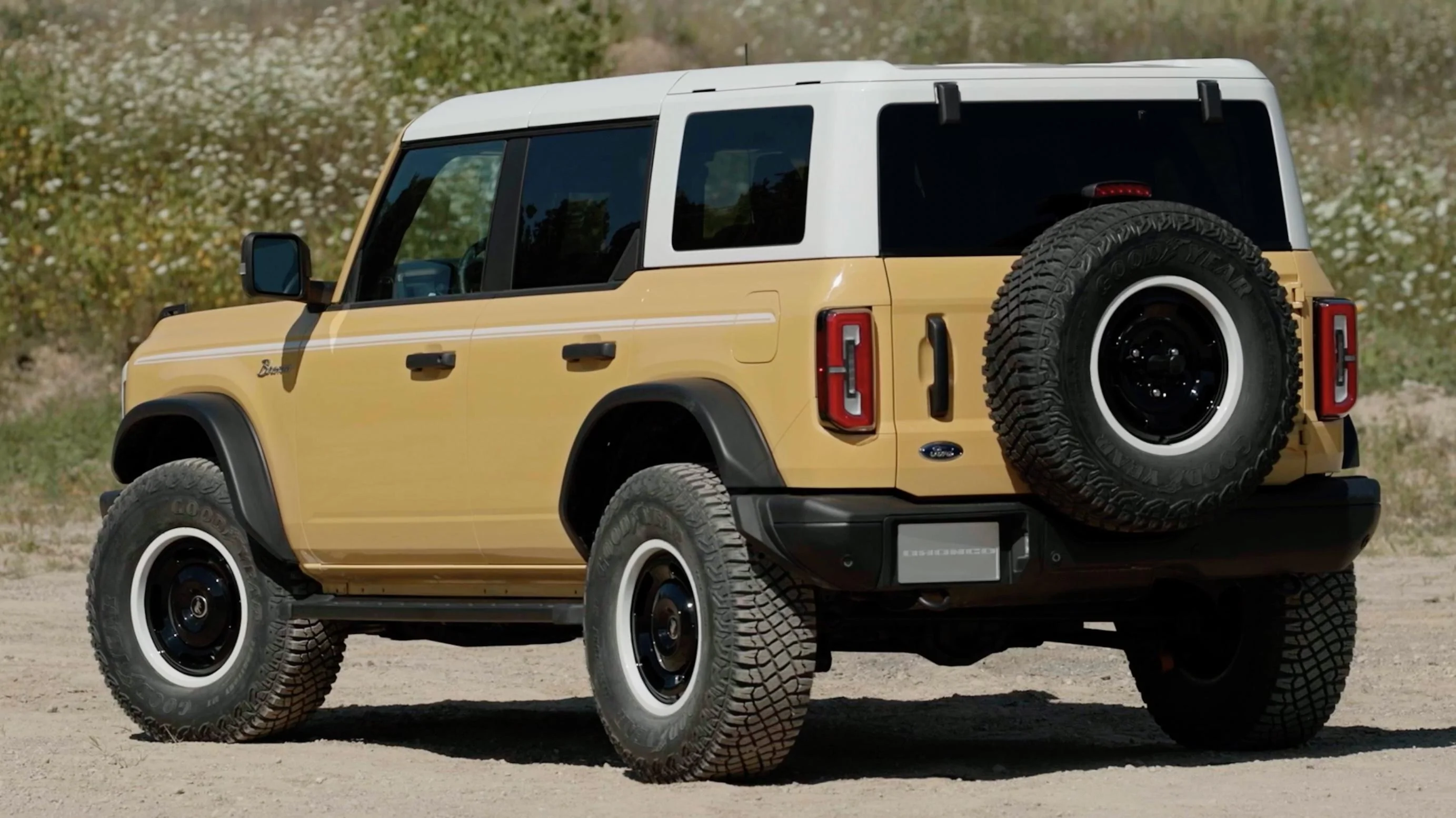 Ford Bronco 2023 Bronco Heritage Edition Revealed! 1,966 Heritage Limited Edition (Badlands) Units to be Produced. Unlimited (Big Bend) Heritage Editions stone-metallic-2023-bronco-heritage-edition-11-jpg