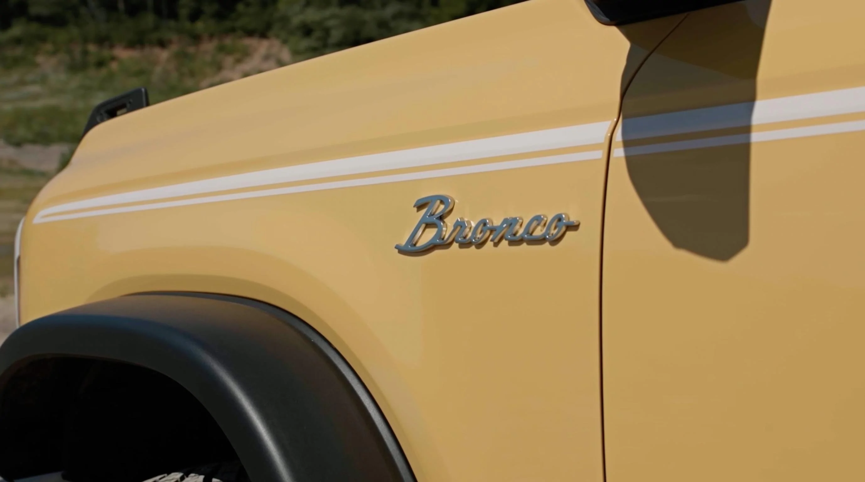 Ford Bronco 2023 Bronco Heritage Edition Revealed! 1,966 Heritage Limited Edition (Badlands) Units to be Produced. Unlimited (Big Bend) Heritage Editions wstone-metallic-2023-bronco-heritage-edition-7-jpg