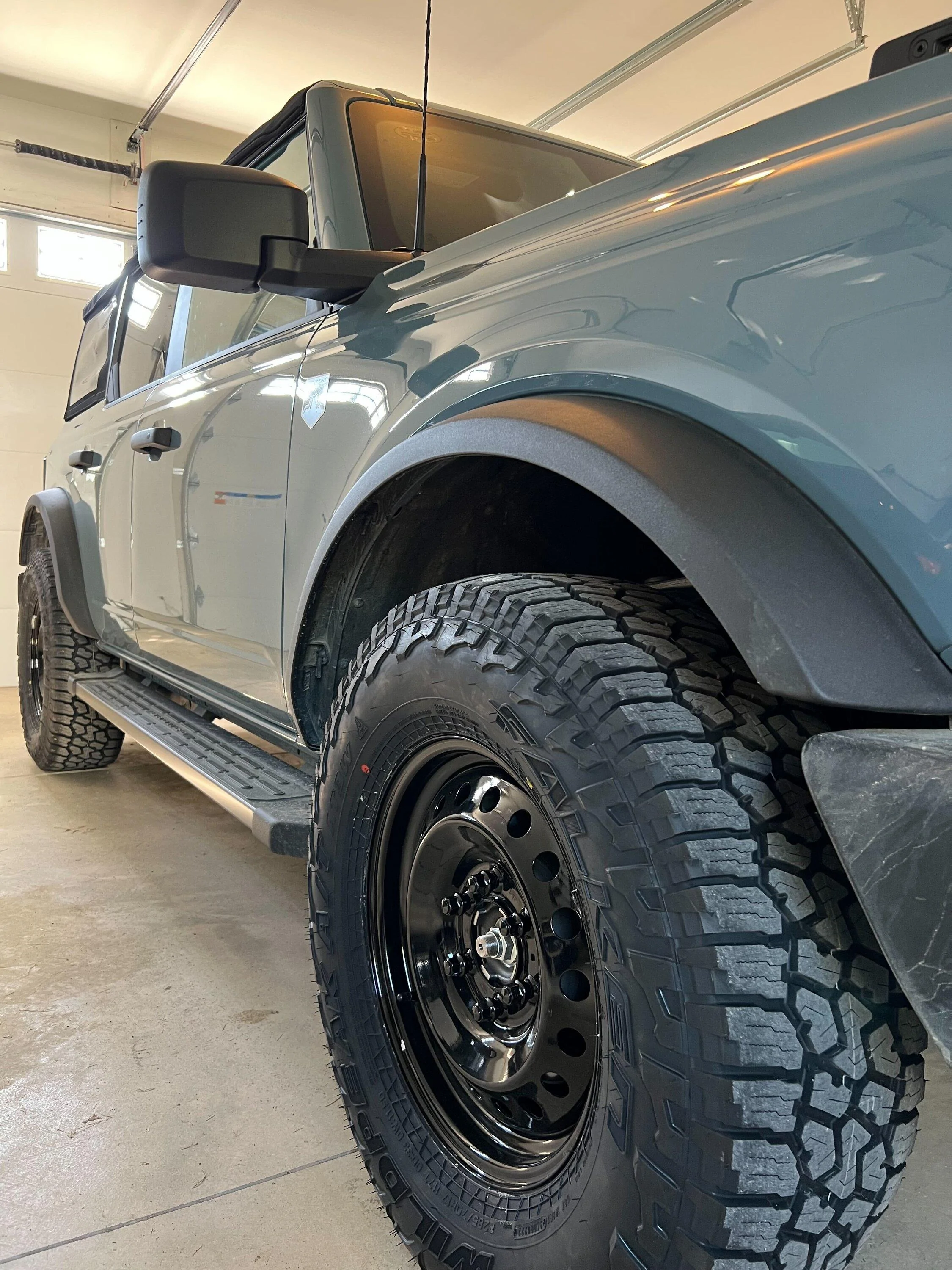 Ford Bronco Show us your installed wheel / tire upgrades here! (Pics) Bronco_After_2