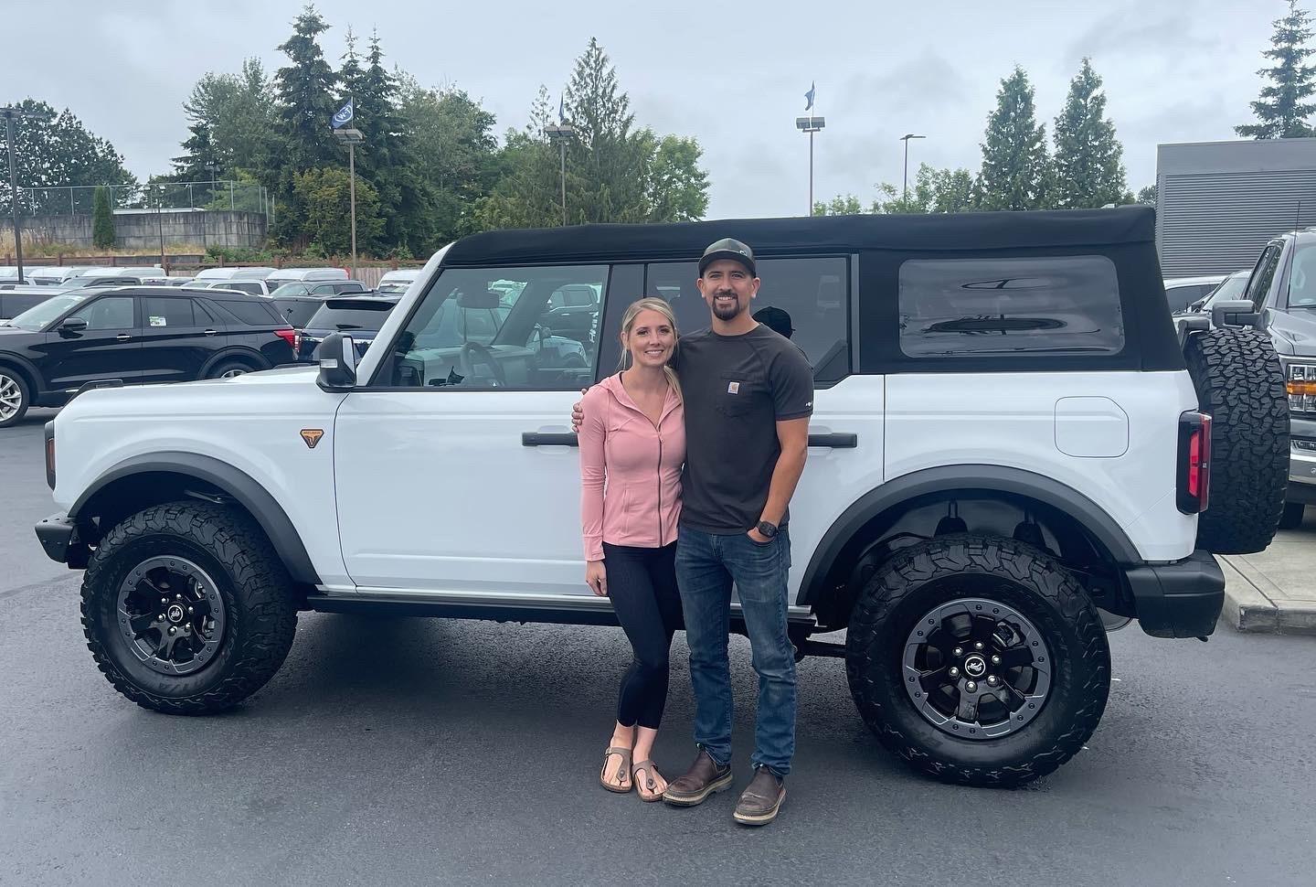 Ford Bronco 4/18/22 Build Week Group. BRONCOOO