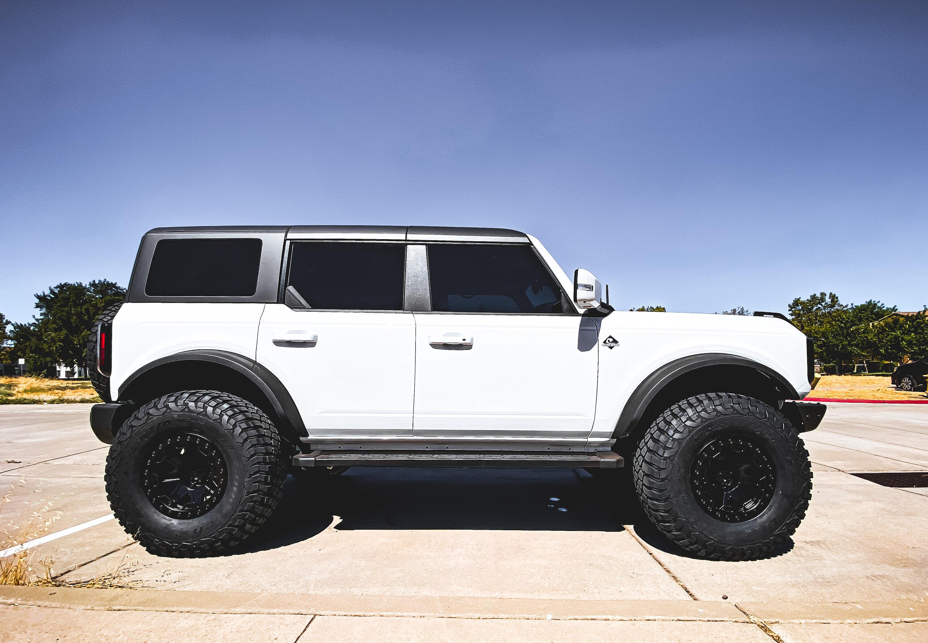 Ford Bronco YETI Bronco - Outerbanks SAS with 17" Beadlocks and 37" BFG KM3 IMG_6347.JPG
