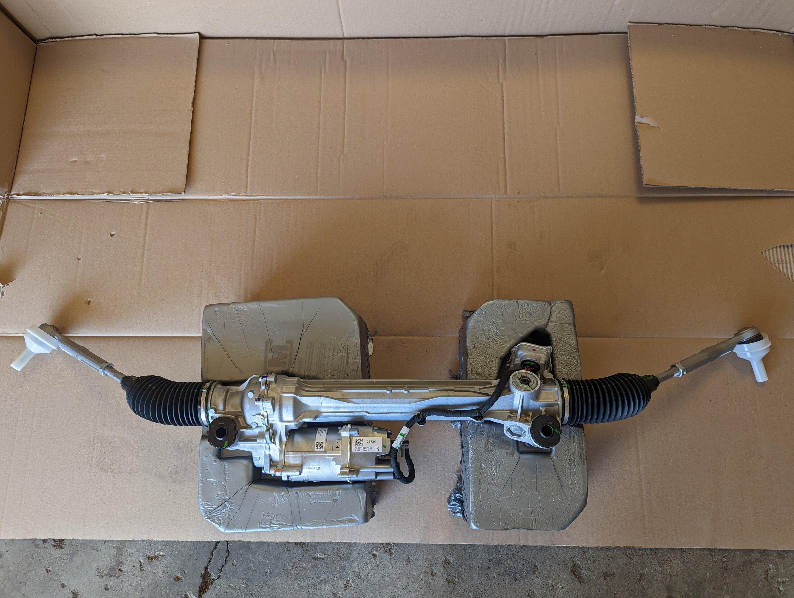 Ford Bronco Rack-Hack.  HOSS 3.0 severe duty STEERING RACK and TIE RODS ...Ford Performance M-3200-WT PXL_20220811_215551912