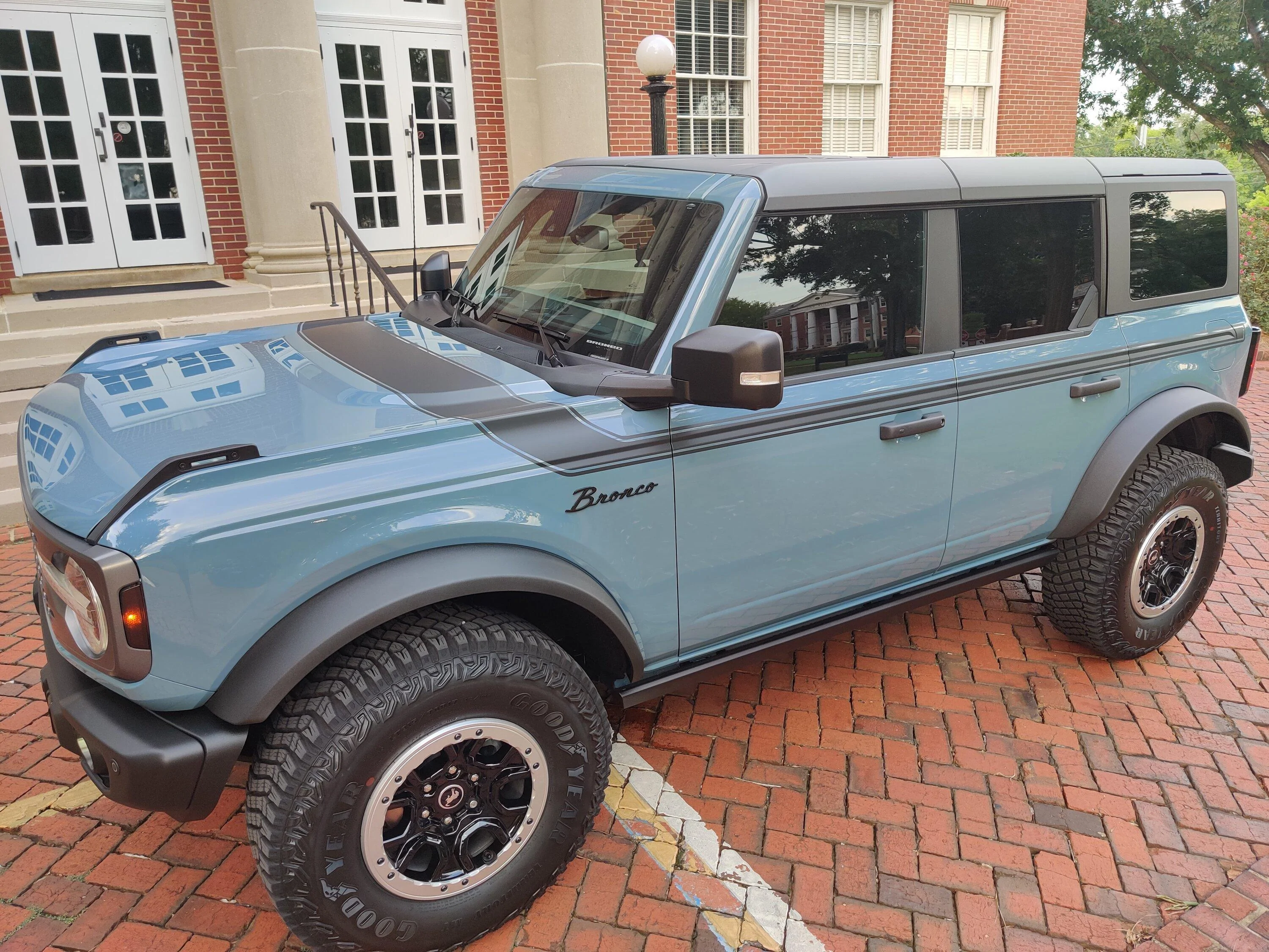 Ford Bronco Base Model added Badlands Wheels and Tires IMG_20220806_185909
