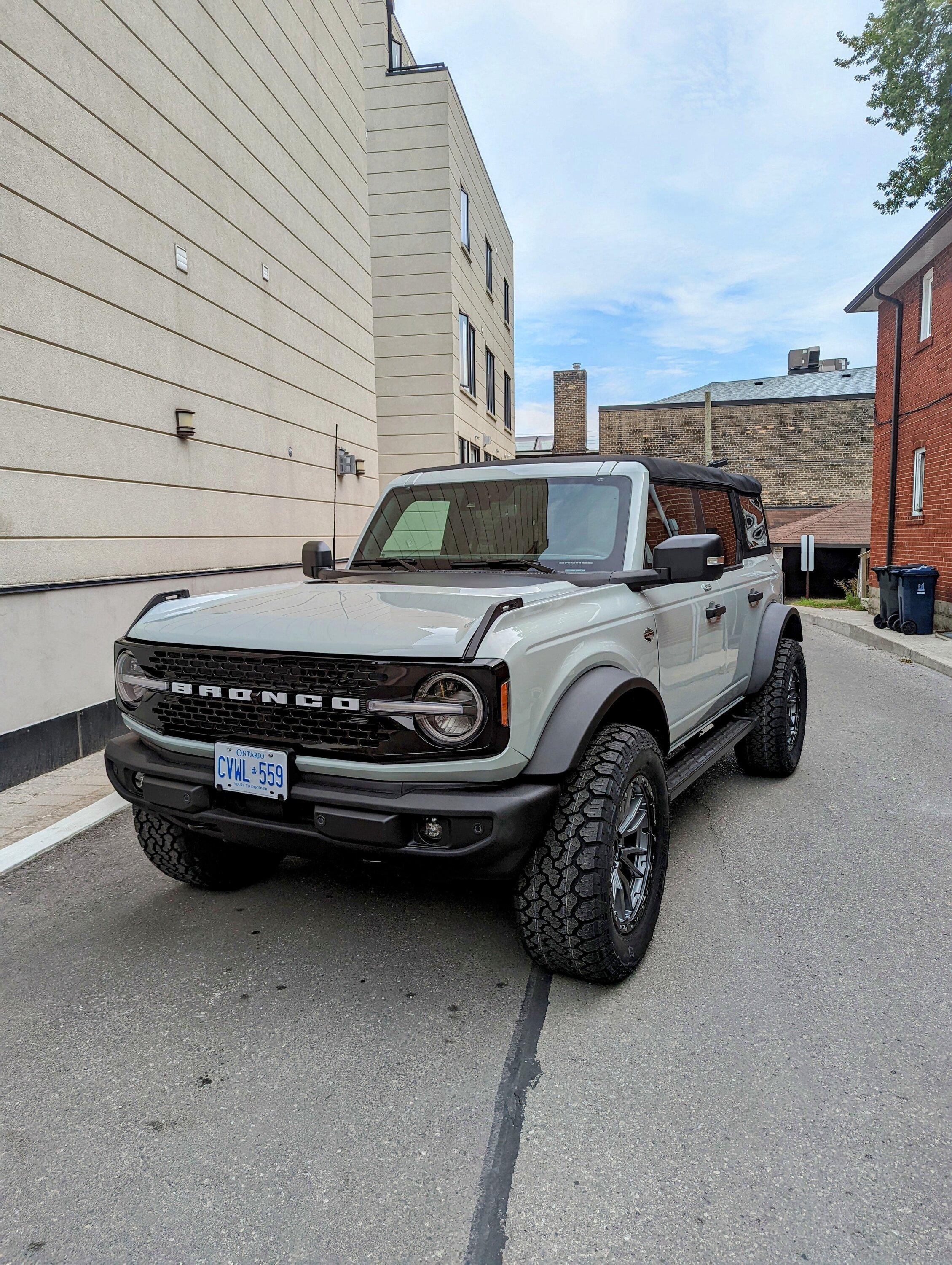 Ford Bronco CACTUS GRAY Bronco Club PXL_20220803_201043436_2