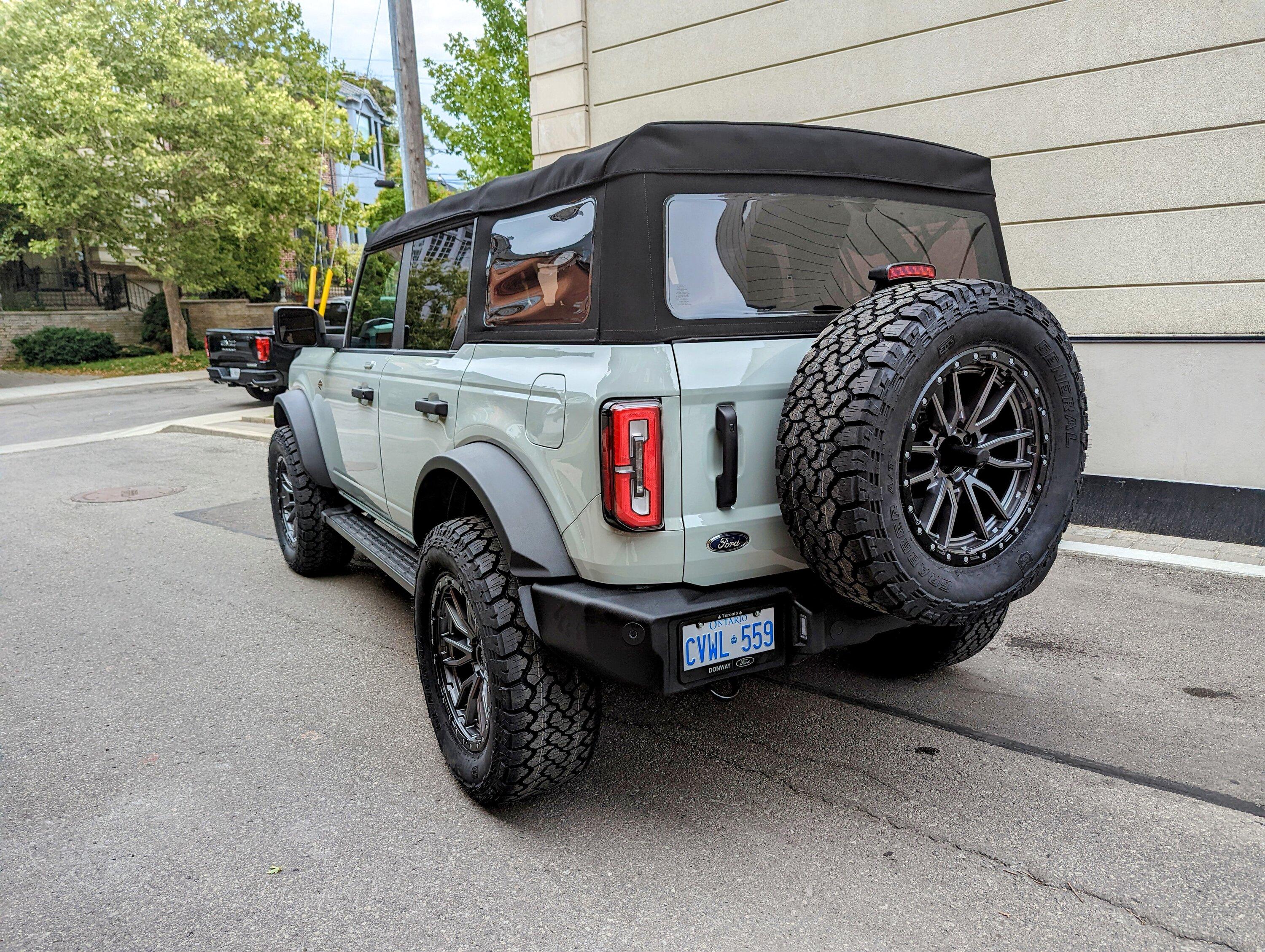 Ford Bronco CACTUS GRAY Bronco Club PXL_20220803_201021258_2