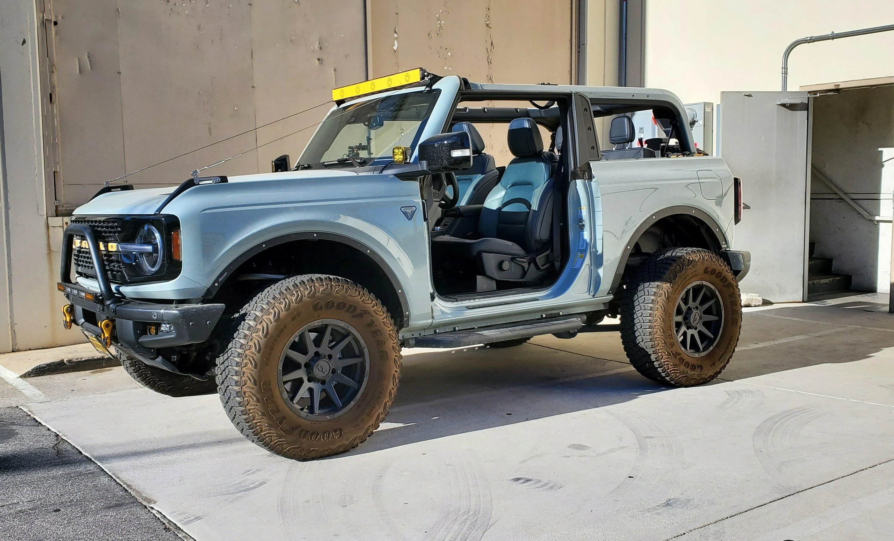 Ford Bronco CACTUS GRAY Bronco Club 20220811_174556