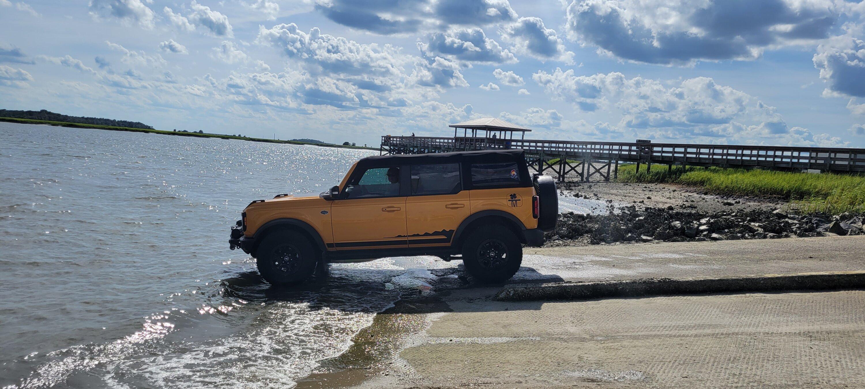 Ford Bronco 11 States, 4867 miles Getting Feet wet