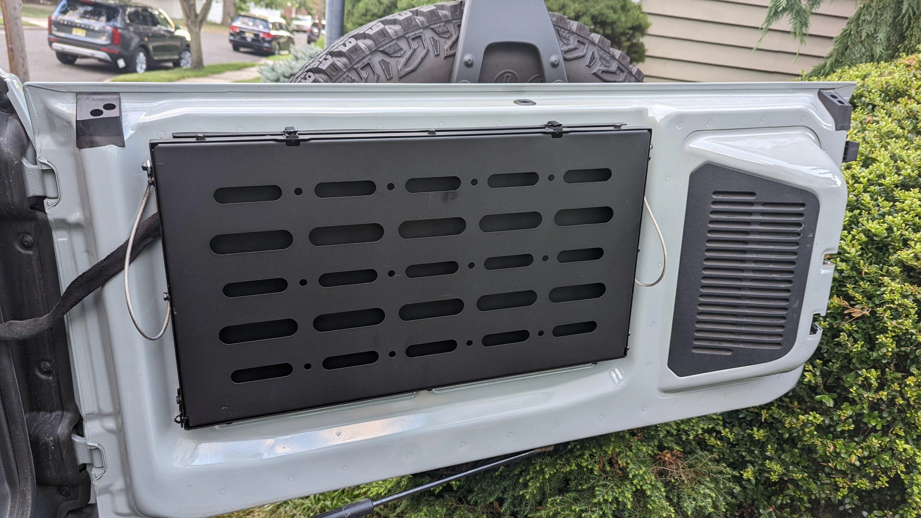 Ford Bronco Mabett Tailgate Table Install PXL_20220812_233217773