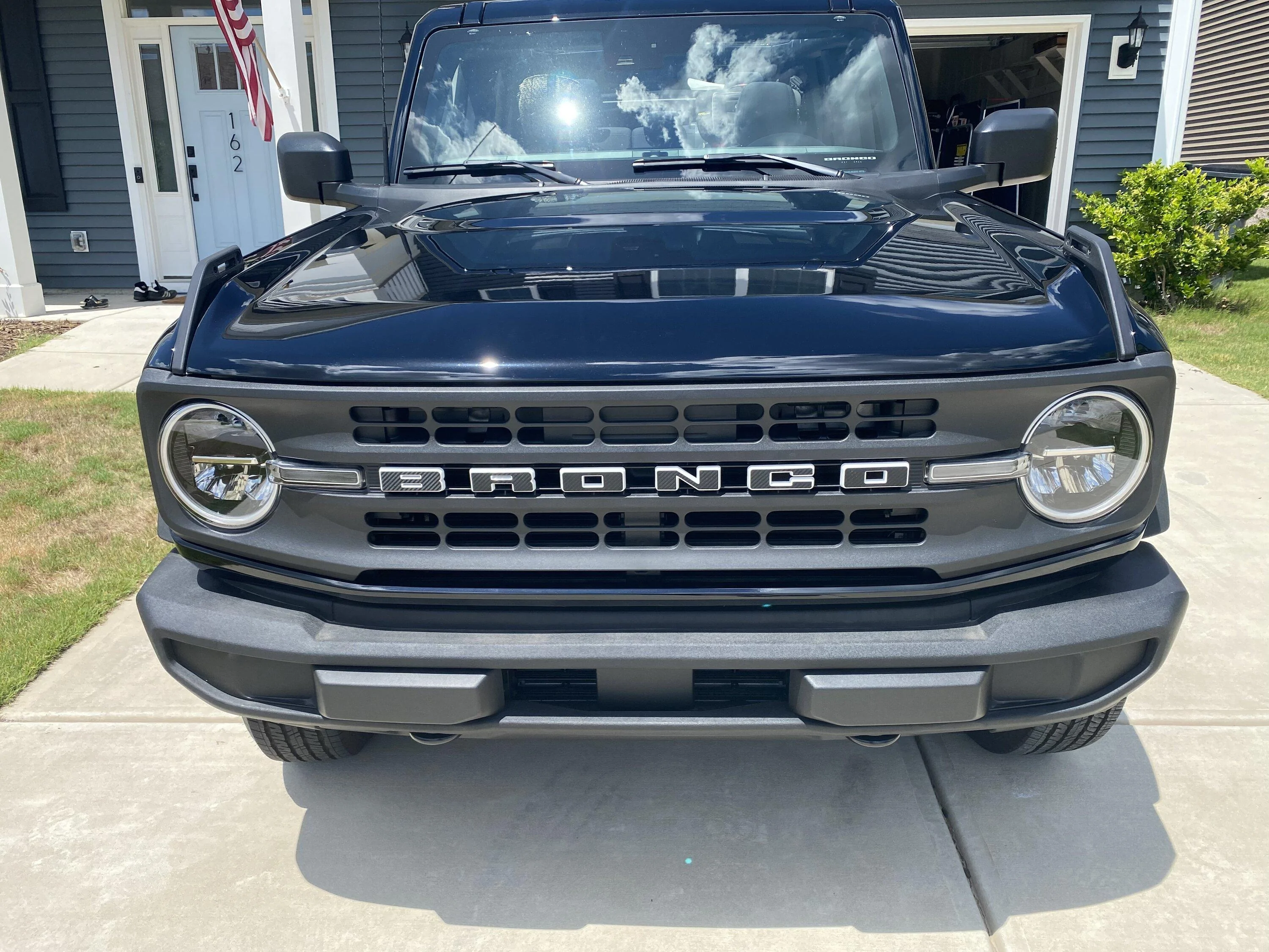 Ford Bronco SHADOW BLACK Bronco Club 4686F3AB-FE3B-4EE3-A48C-7A6800A22D09