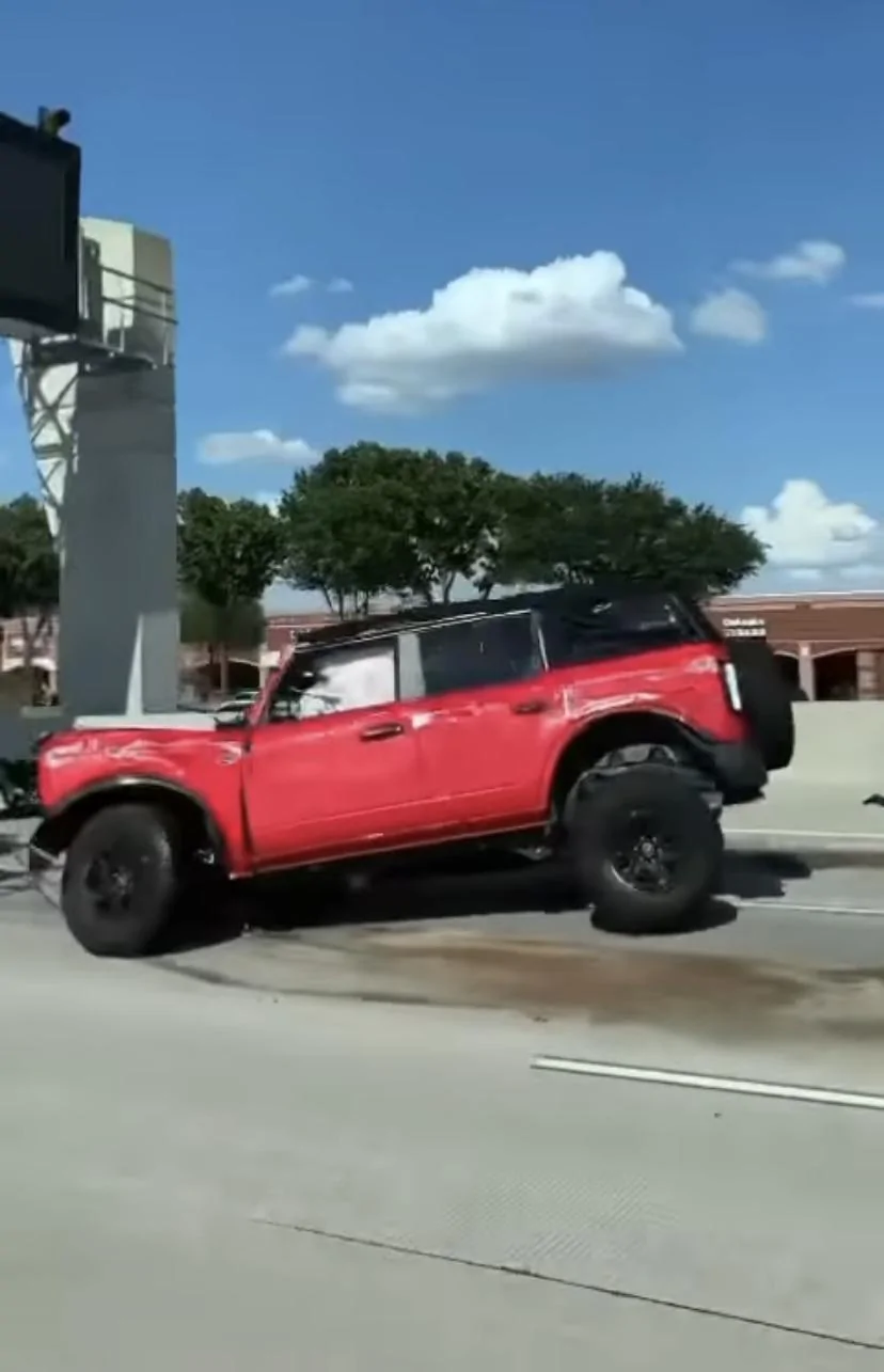Ford Bronco Wrecked Bronco on a local Instagram post. 3435BB3C-77C3-4DF0-A35D-D2A9C1A2C4D1