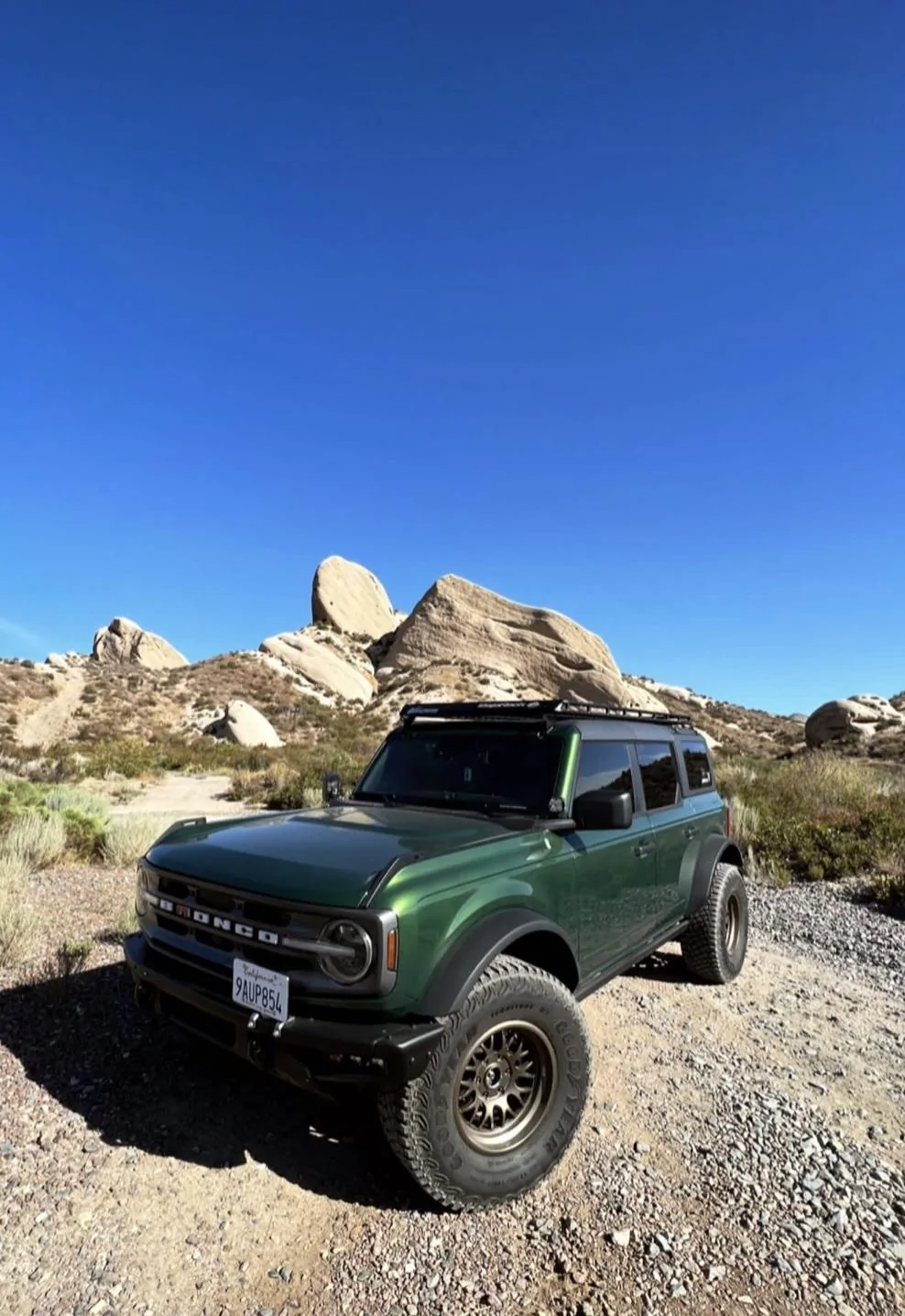 Ford Bronco ERUPTION GREEN Bronco Club 7581C691-E6D0-4F63-B9D7-7C53259B0663