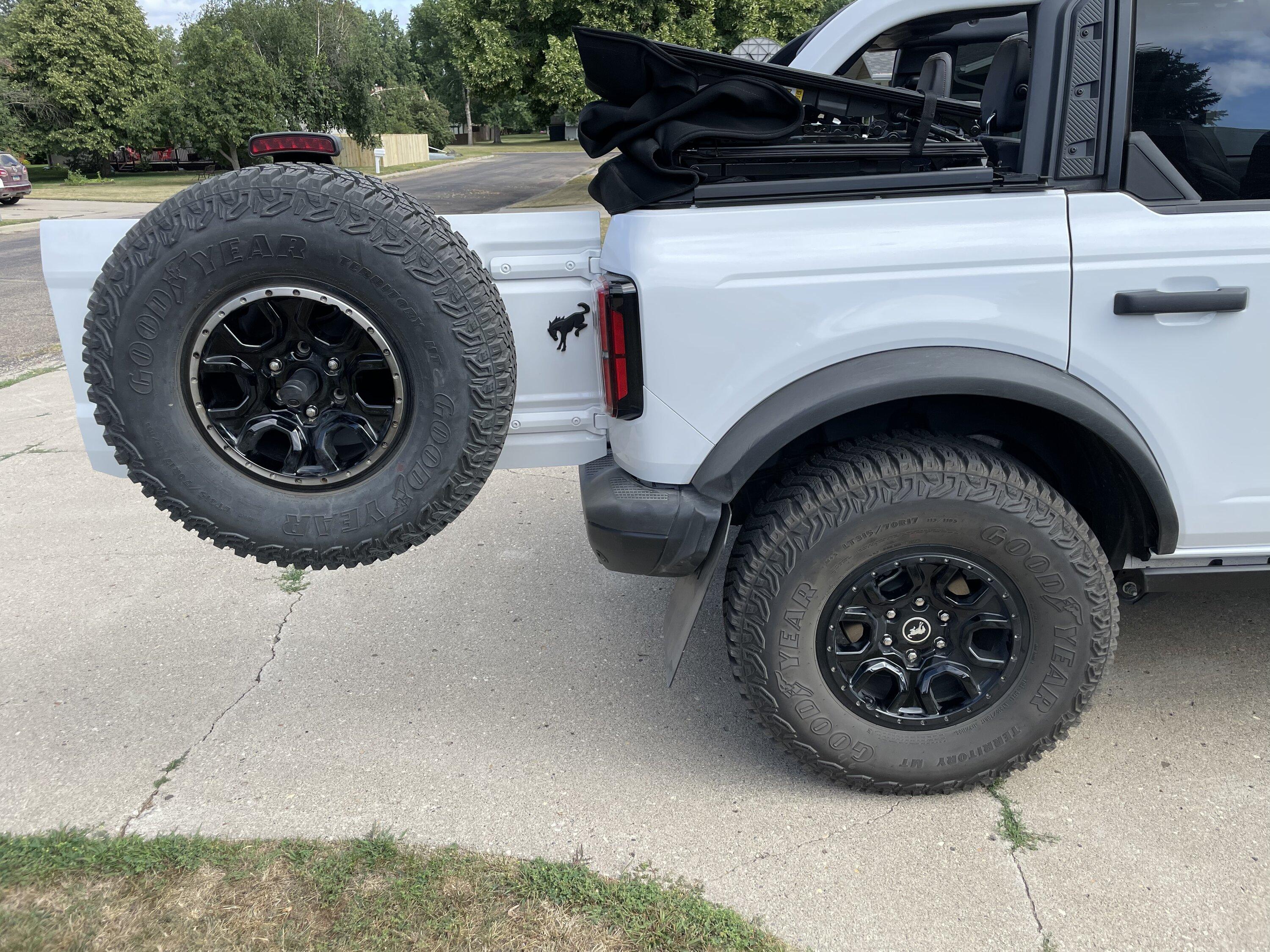 Ford Bronco Anyone else have this quality defect? FA3B5053-0DFA-4445-98F3-3A36639F9F47