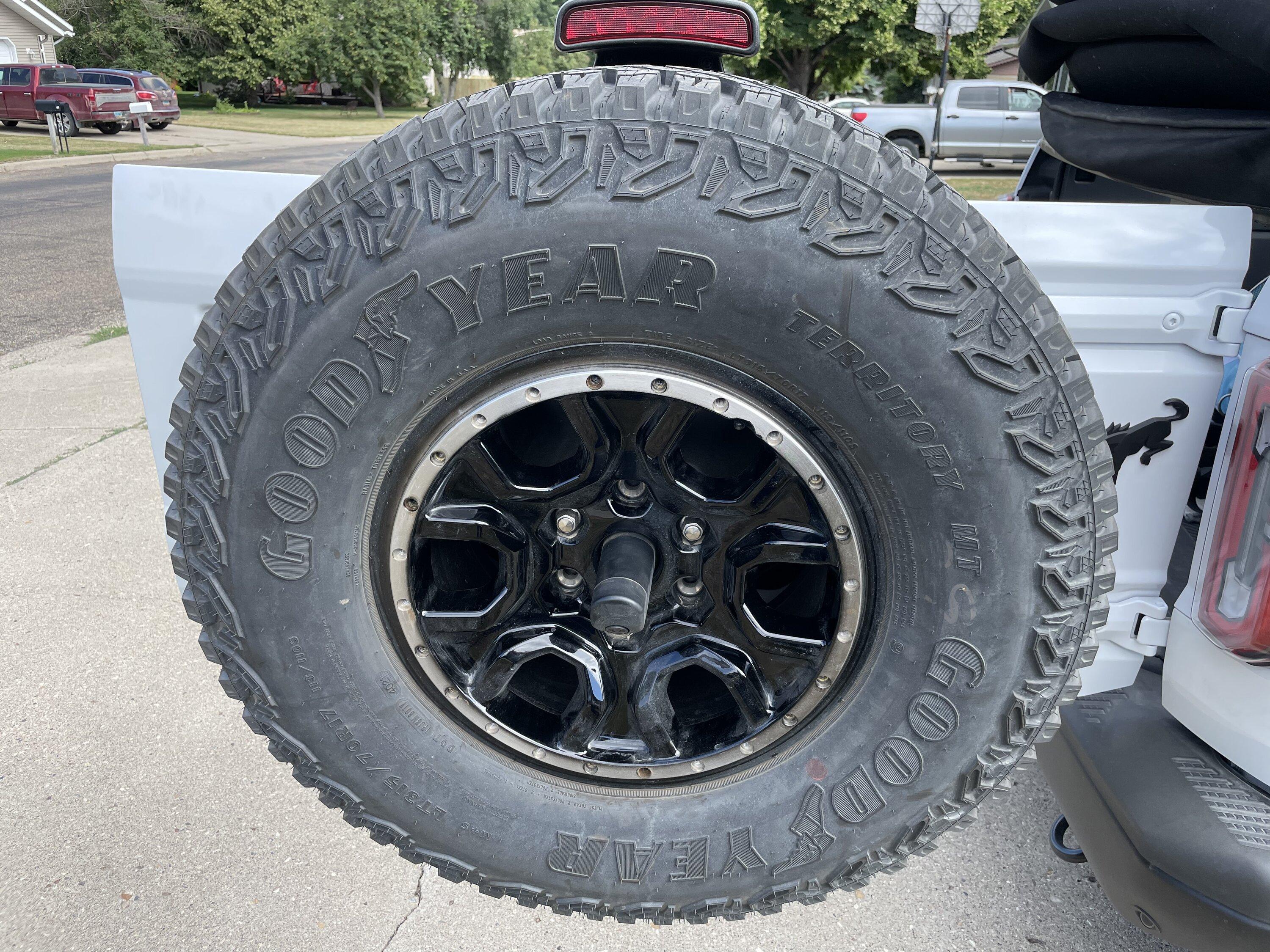 Ford Bronco Anyone else have this quality defect? 9CA8919E-7052-4C2C-8B44-0D398B3AFFF8
