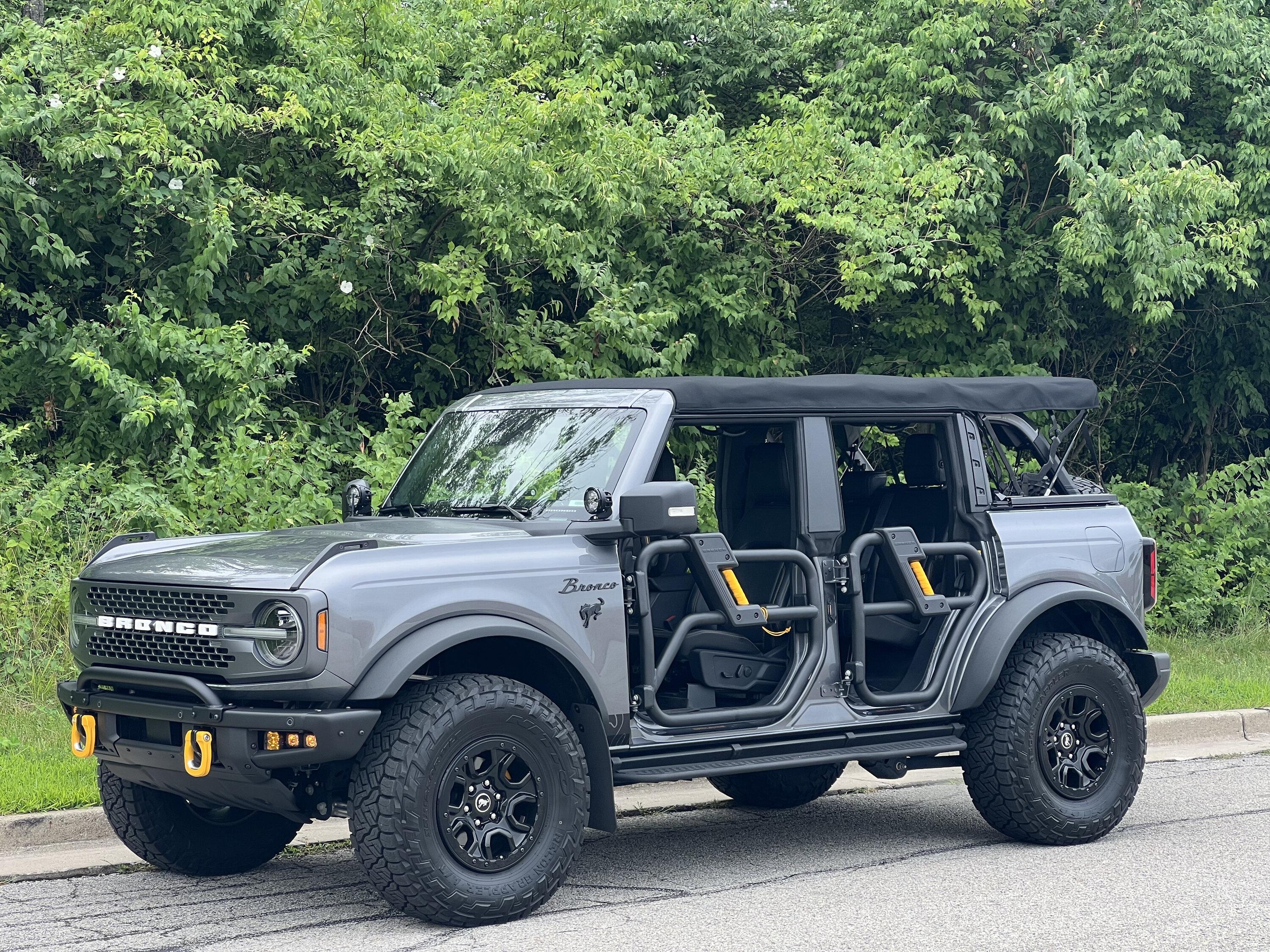 Ford Bronco AR | BADLANDS Center Console VIN Plate Bronco 3:4